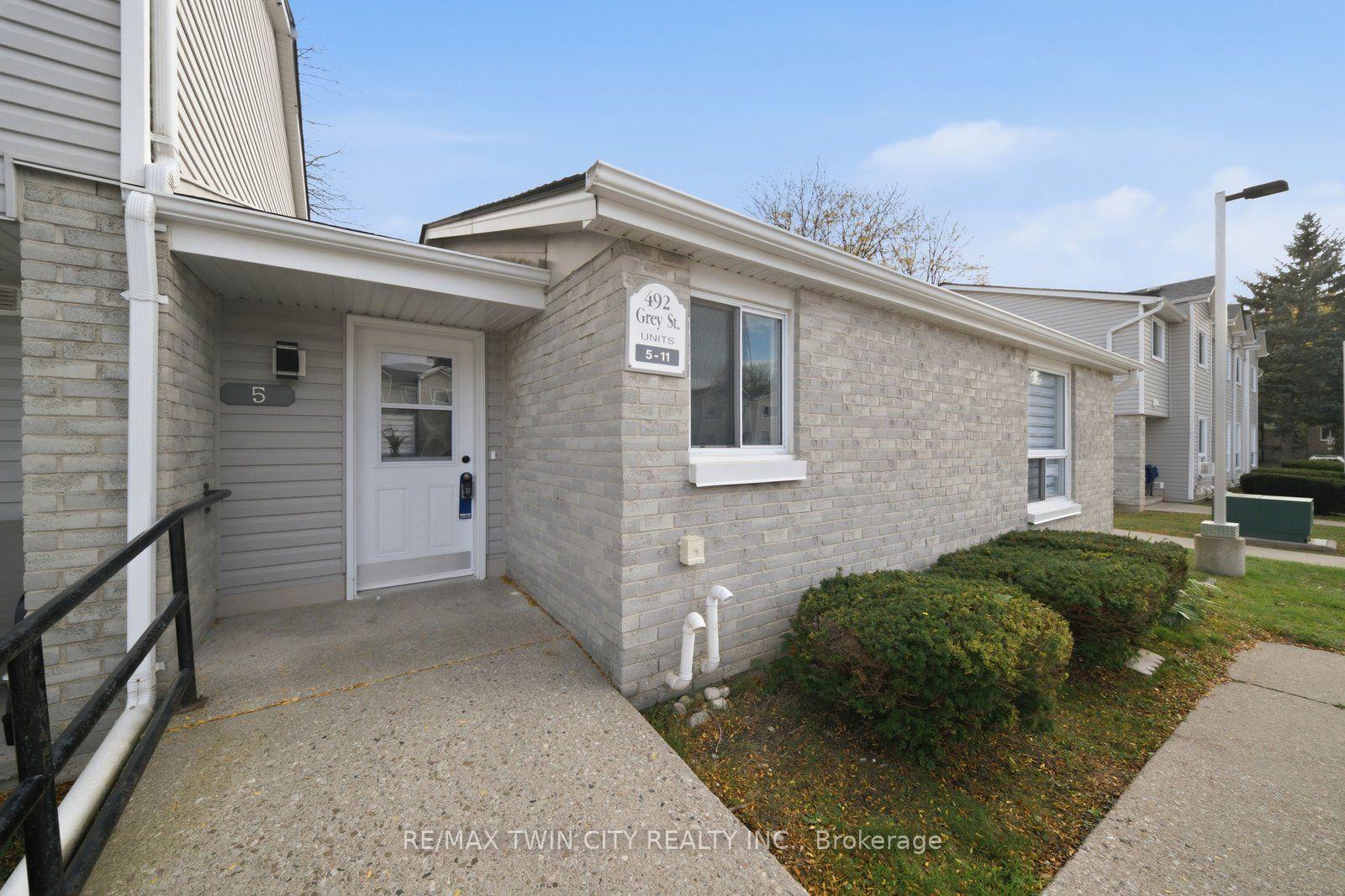 Photo 5 of Unit 5, 492 Grey Street, Brantford, Echo Place — HOMEH