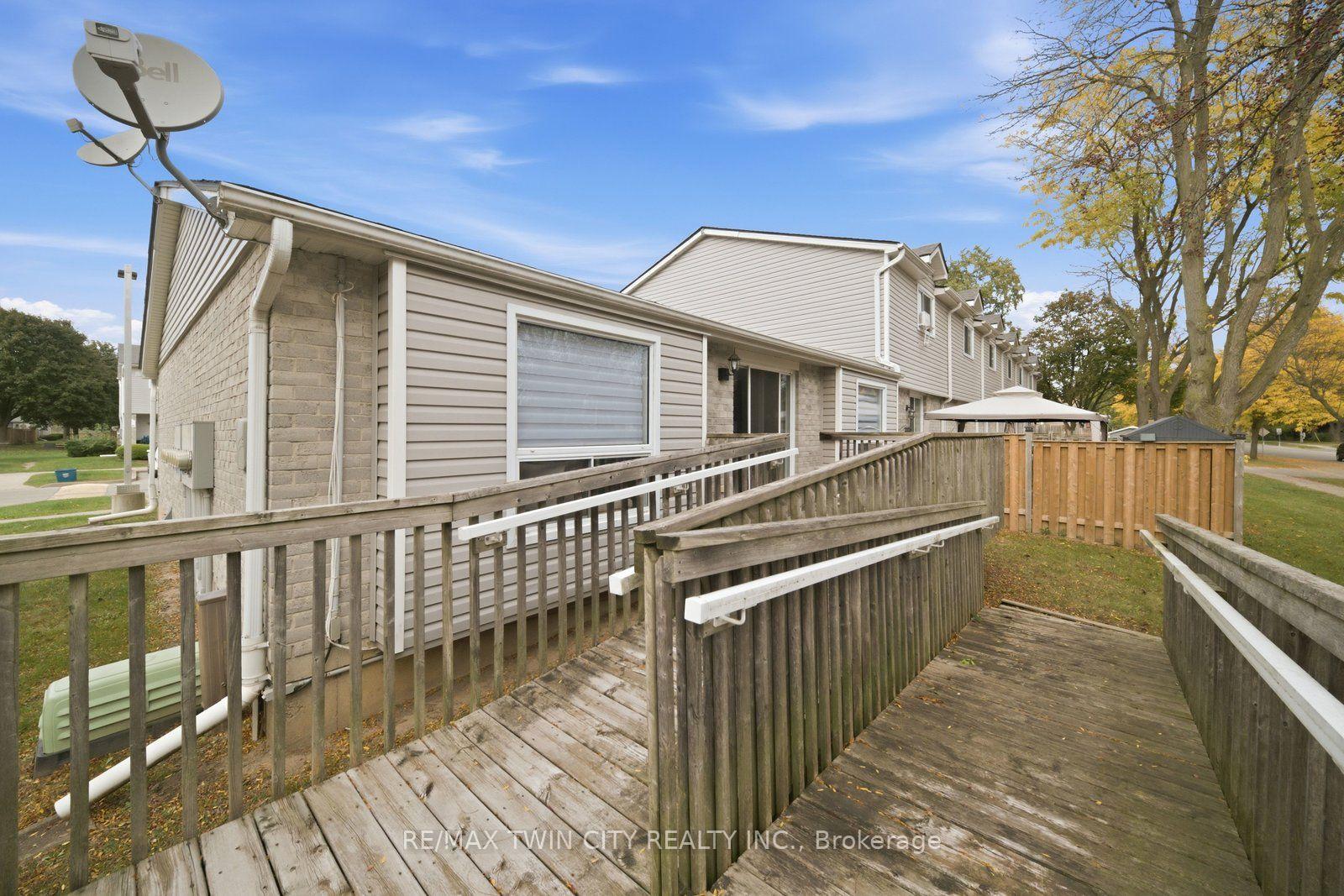 Photo 25 of Unit 5, 492 Grey Street, Brantford, Echo Place — HOMEH