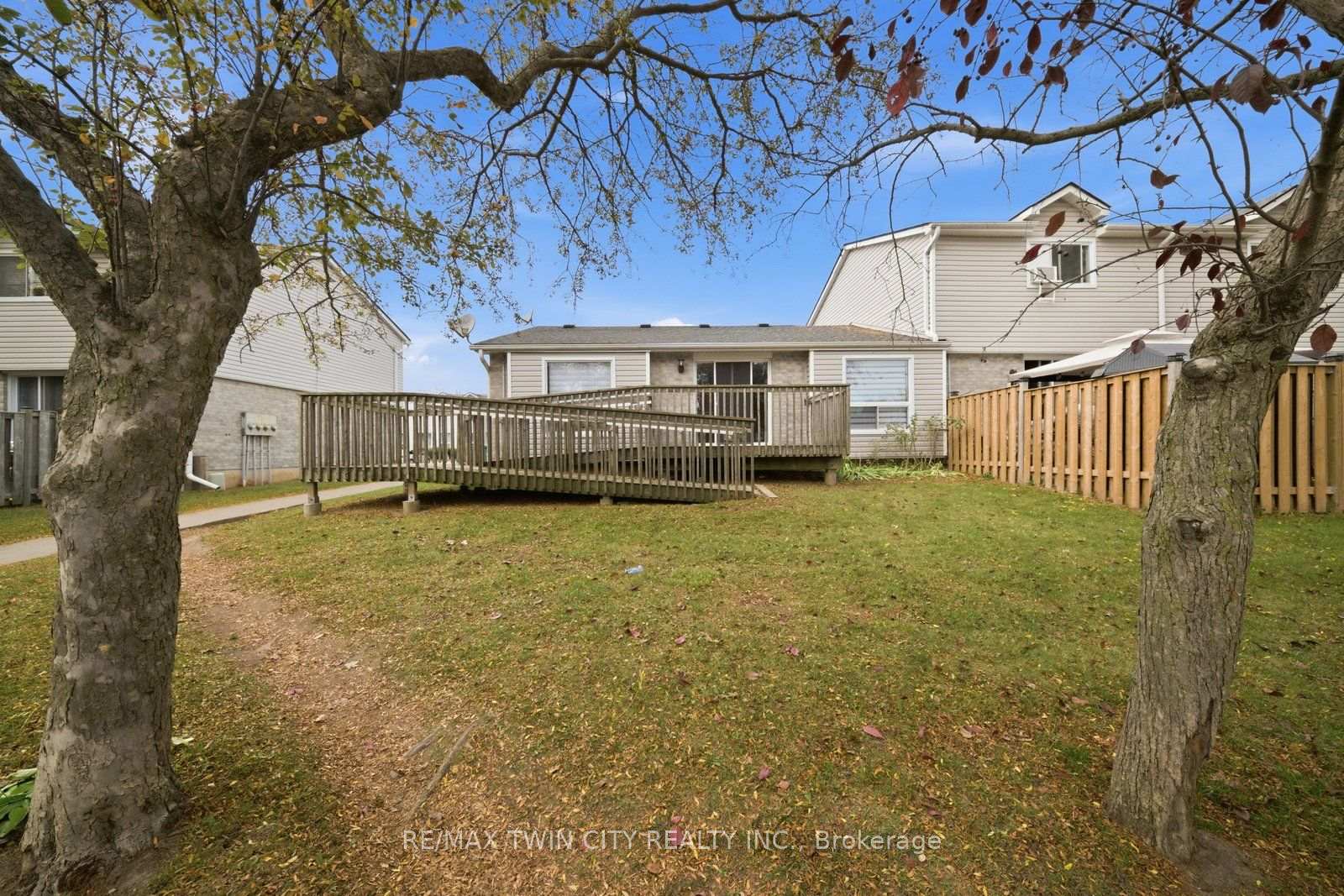 Photo 27 of Unit 5, 492 Grey Street, Brantford, Echo Place — HOMEH