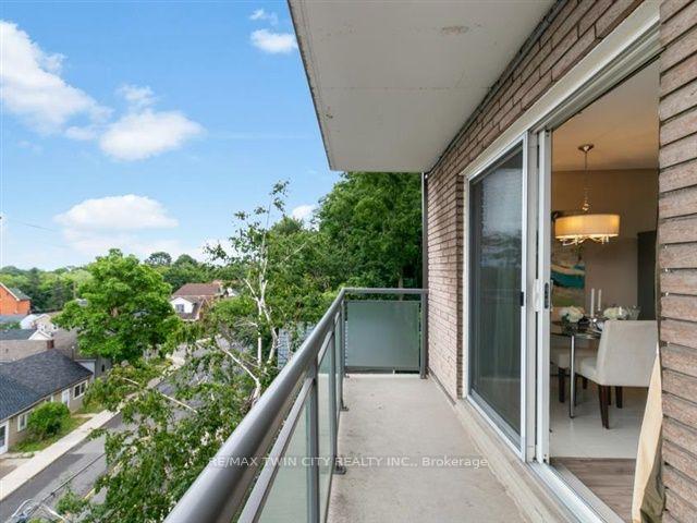 Photo 7 of Unit 401, 200 Charlton Avenue E, Hamilton, Corktown — HOMEH