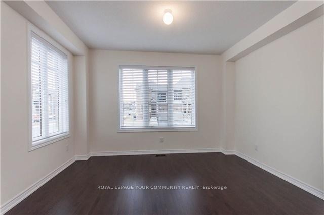 Photo 5 of 750 Prest Way, Newmarket, Woodland Hill — HOMEH