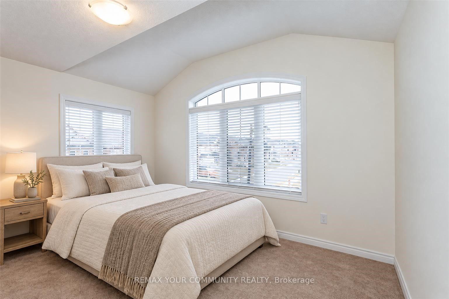 Photo 21 of 750 Prest Way, Newmarket, Woodland Hill — HOMEH