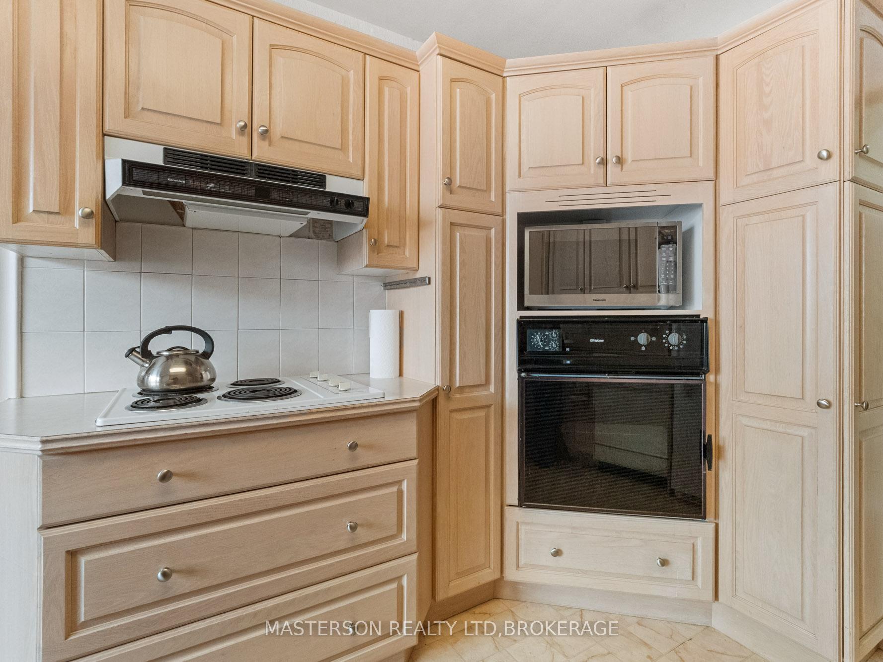 Photo 13 of 5 Burdy Drive, St. Catharines, Grapeview — HOMEH