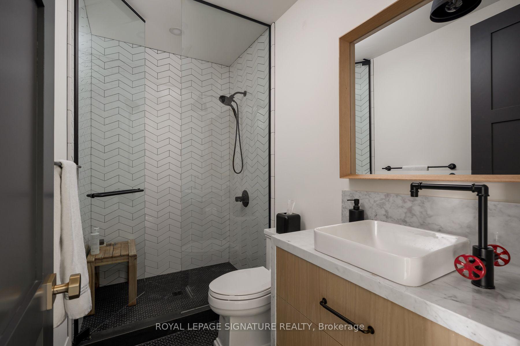 Photo 24 of 191 Deloraine Avenue, Toronto, Lawrence Park North — HOMEH