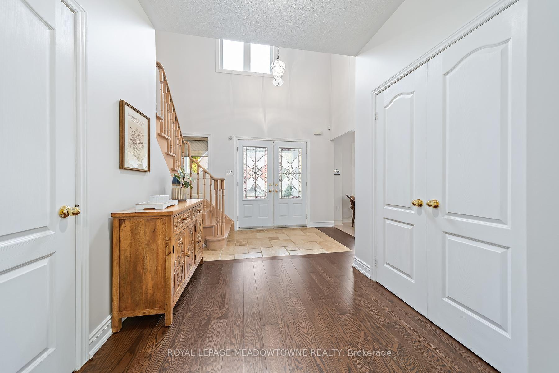Photo 6 of 54 Grist Mill Drive, Halton Hills, Georgetown — HOMEH