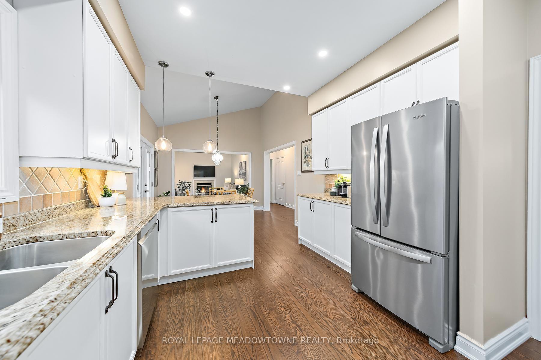 Photo 17 of 54 Grist Mill Drive, Halton Hills, Georgetown — HOMEH