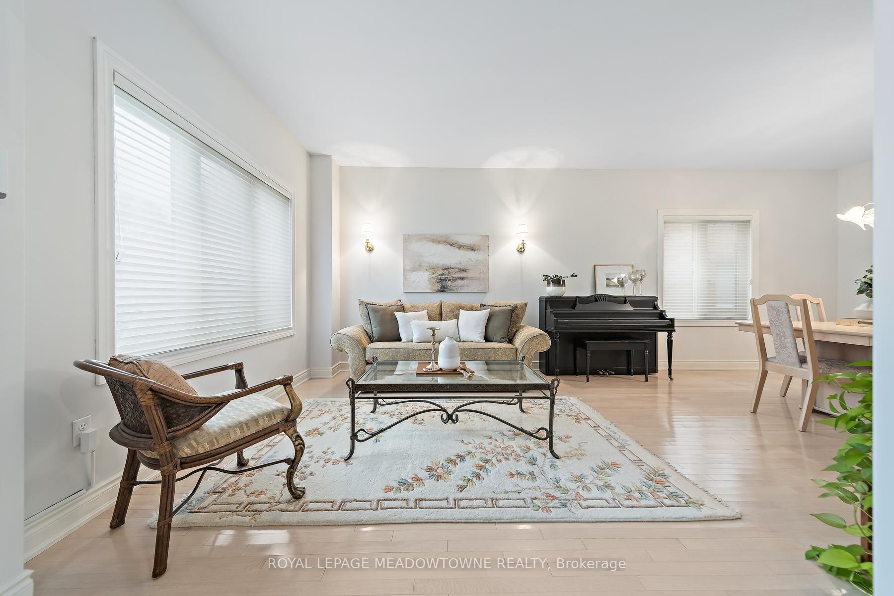 Photo 21 of 54 Grist Mill Drive, Halton Hills, Georgetown — HOMEH