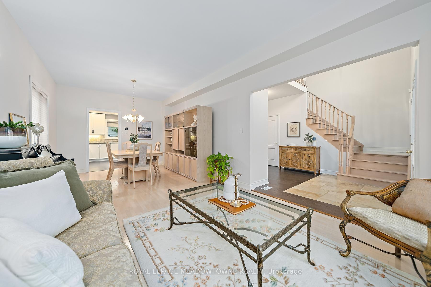 Photo 22 of 54 Grist Mill Drive, Halton Hills, Georgetown — HOMEH