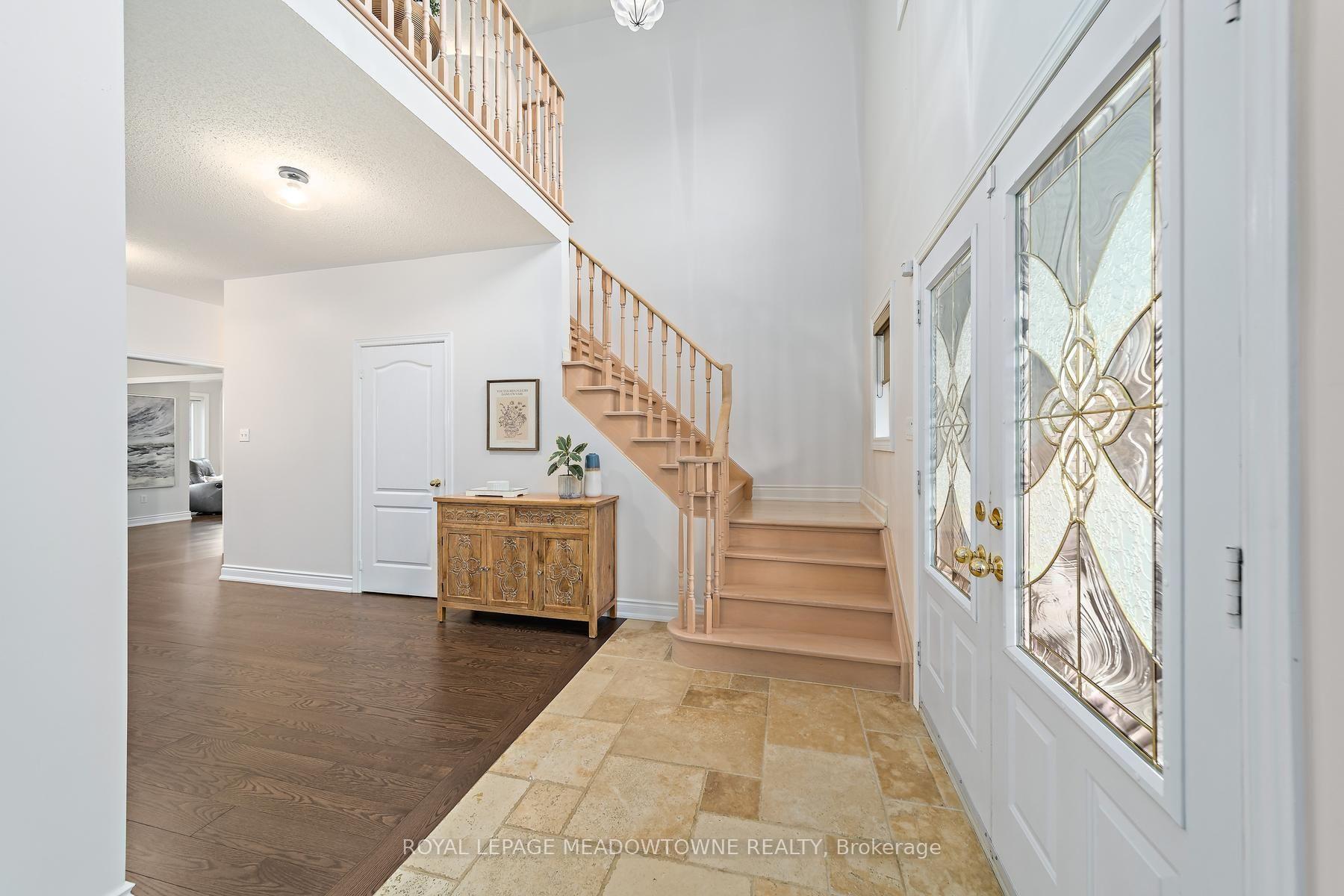 Photo 26 of 54 Grist Mill Drive, Halton Hills, Georgetown — HOMEH