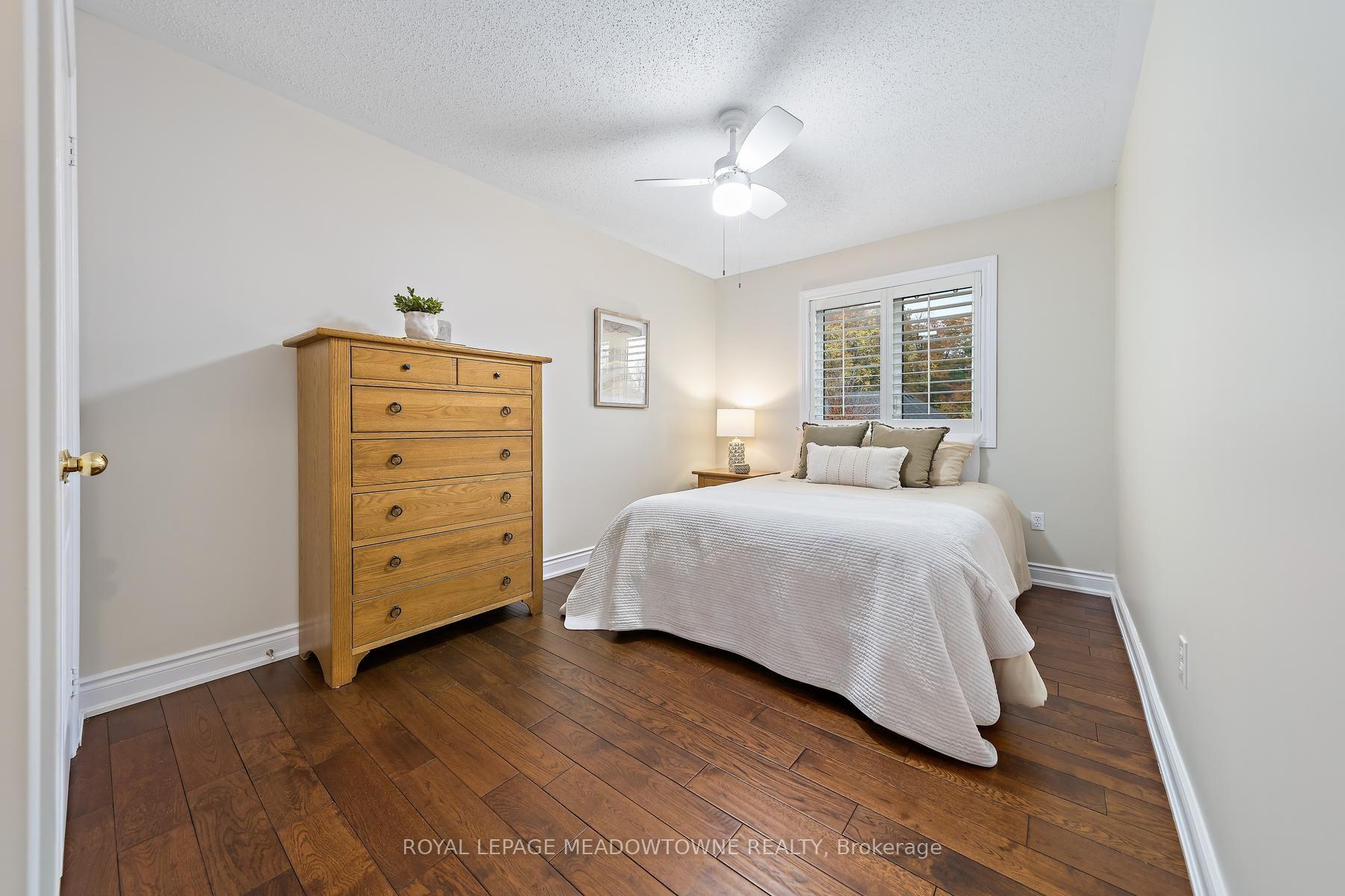 Photo 34 of 54 Grist Mill Drive, Halton Hills, Georgetown — HOMEH
