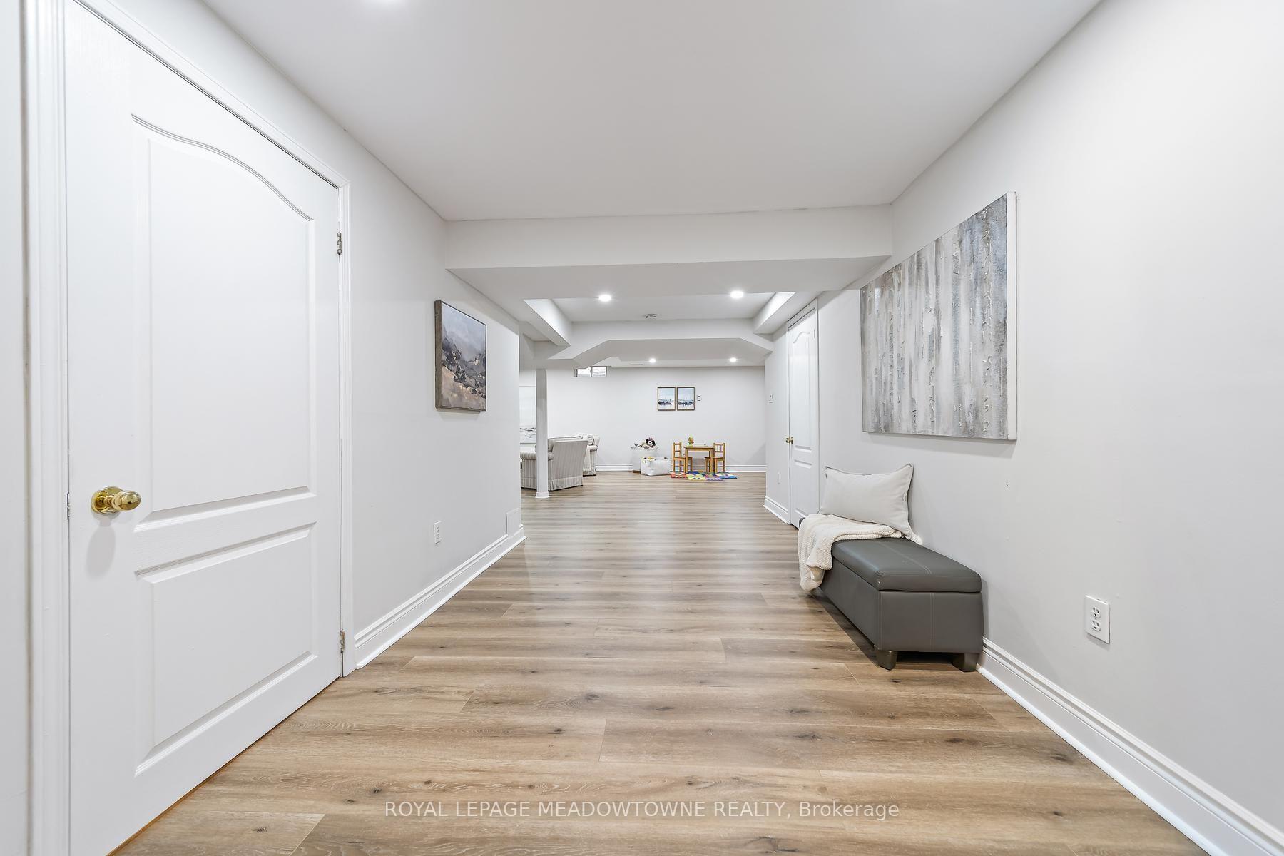 Photo 38 of 54 Grist Mill Drive, Halton Hills, Georgetown — HOMEH