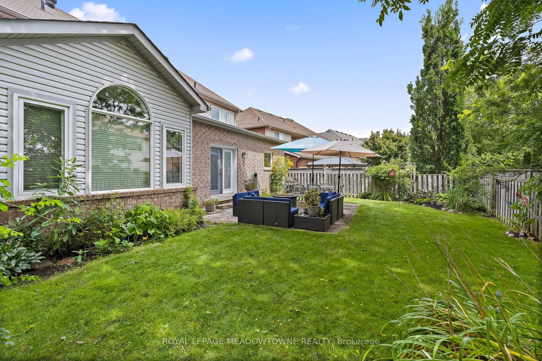 Photo 49 of 54 Grist Mill Drive, Halton Hills, Georgetown — HOMEH
