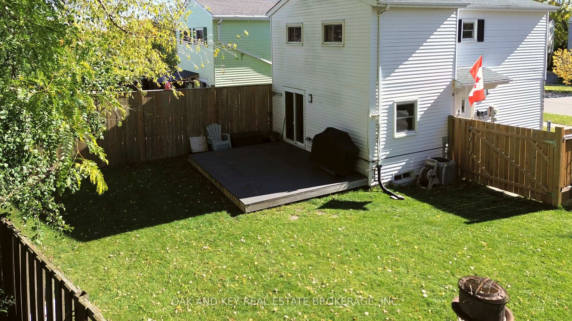 Photo 27 of 25 Timberlane Crescent, Kitchener, Forest Heights — HOMEH