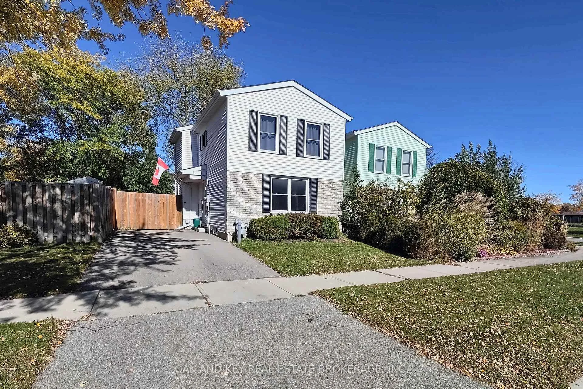 Photo 5 of 25 Timberlane Crescent, Kitchener, Forest Heights — HOMEH