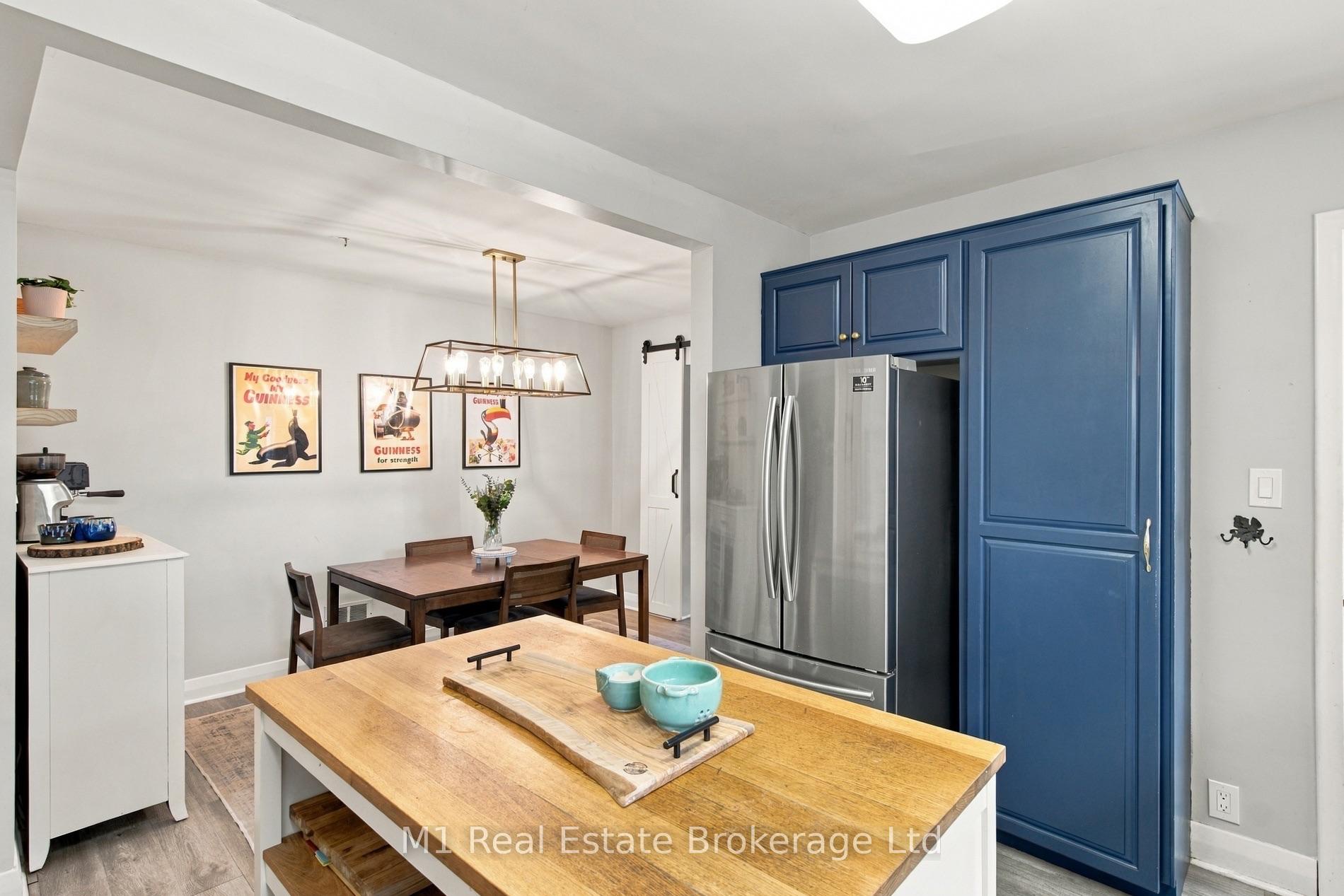 Photo 14 of 327 Metcalfe Street, Guelph, Riverside Park — HOMEH