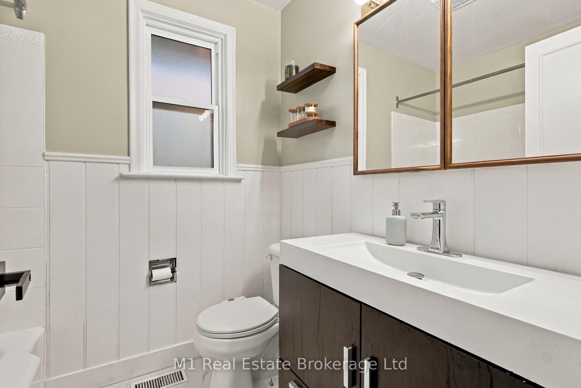 Photo 24 of 327 Metcalfe Street, Guelph, Riverside Park — HOMEH