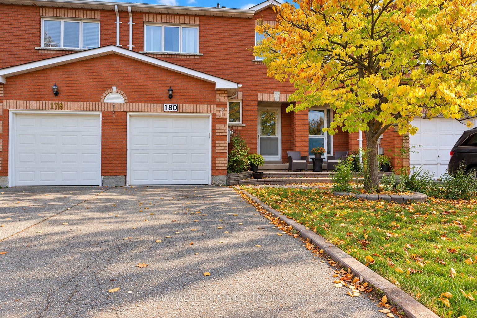 Photo 2 of 180 Cresthaven Road, Brampton, Snelgrove — HOMEH