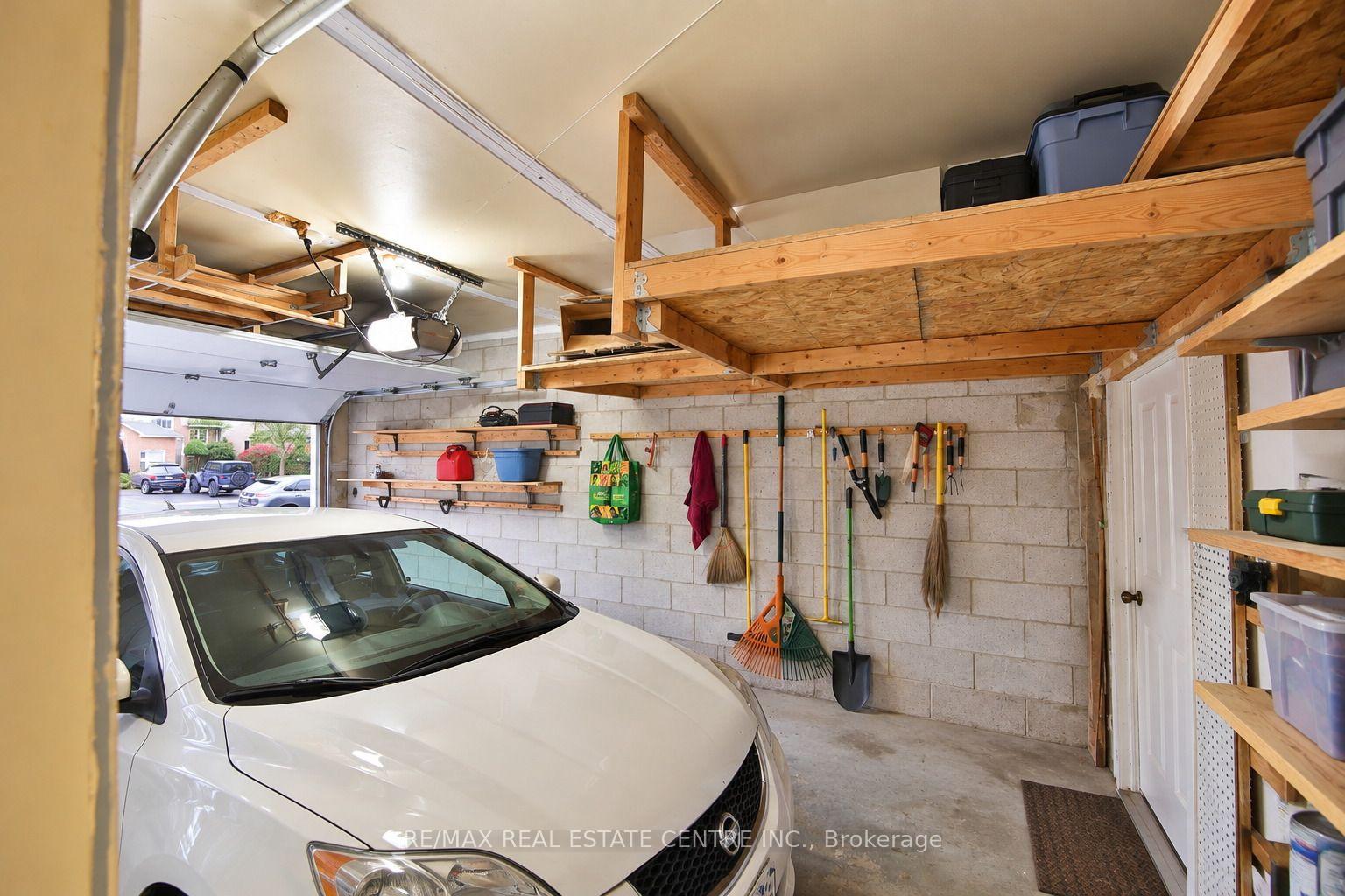 Photo 6 of 180 Cresthaven Road, Brampton, Snelgrove — HOMEH