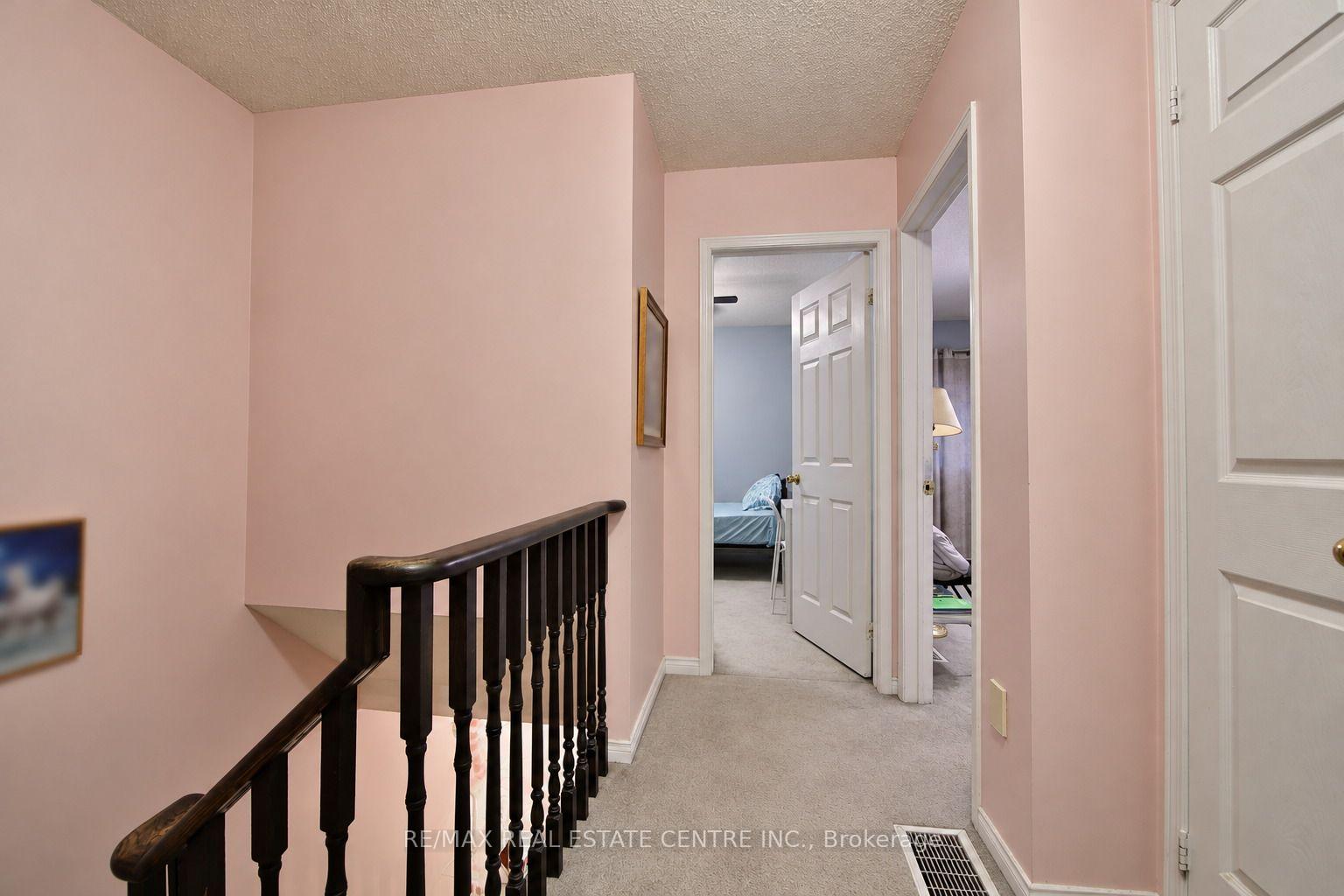 Photo 20 of 180 Cresthaven Road, Brampton, Snelgrove — HOMEH