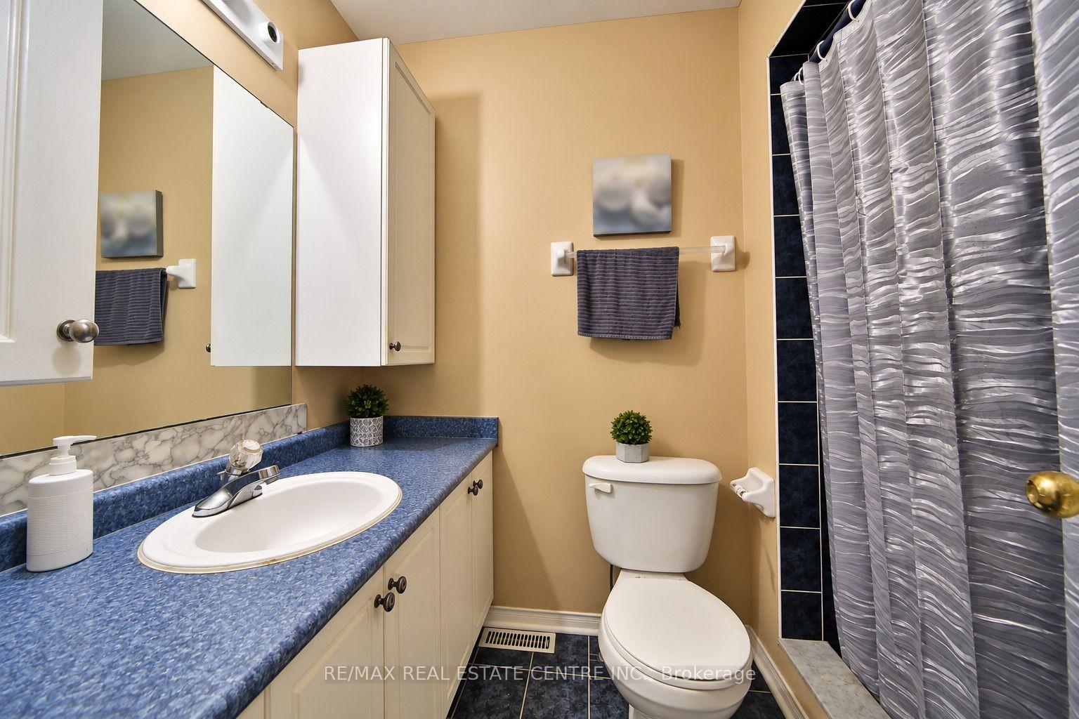 Photo 27 of 180 Cresthaven Road, Brampton, Snelgrove — HOMEH