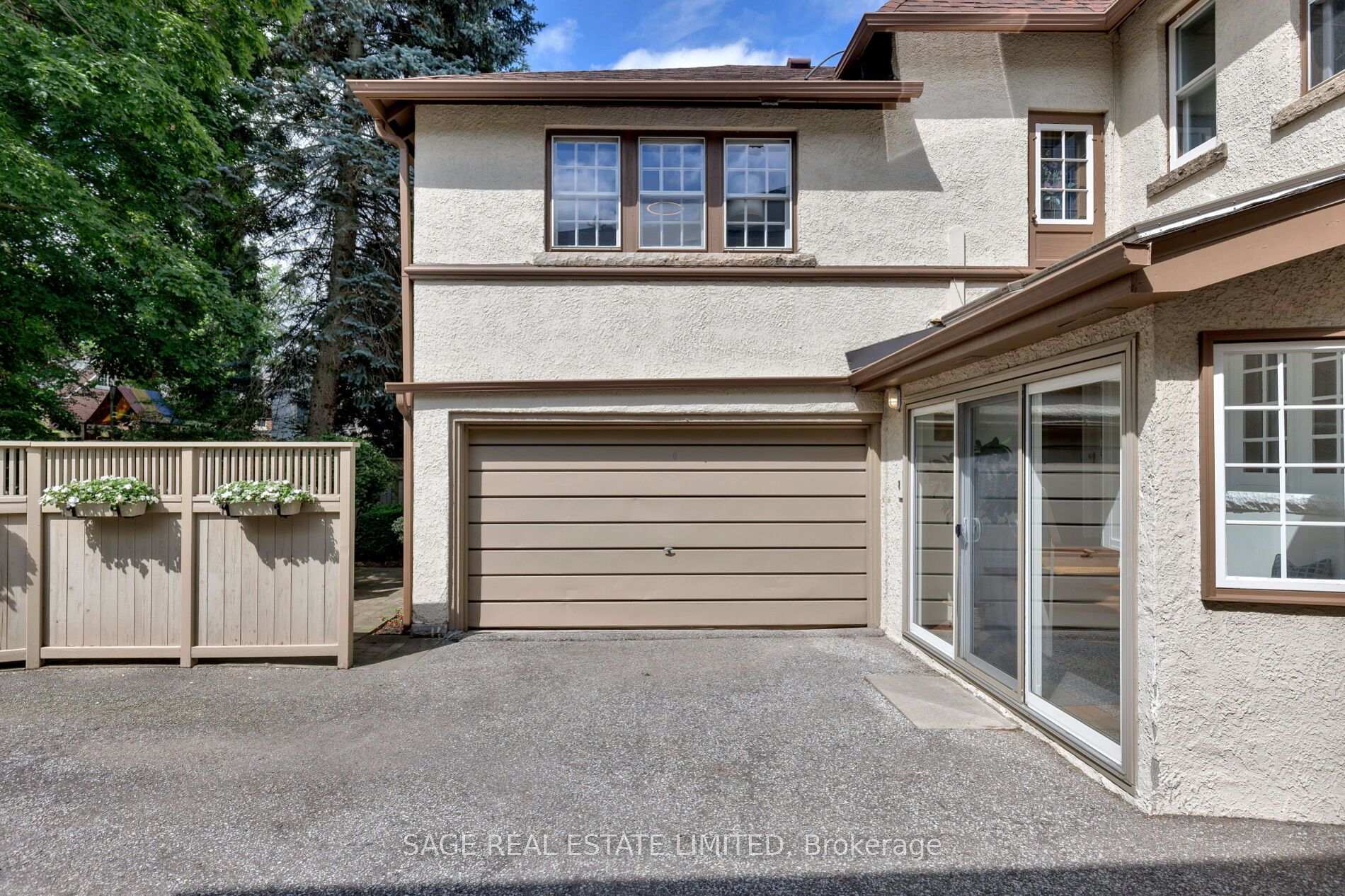 Photo 19 of 78 The Kingsway, Etobicoke, Kingsway South — HOMEH