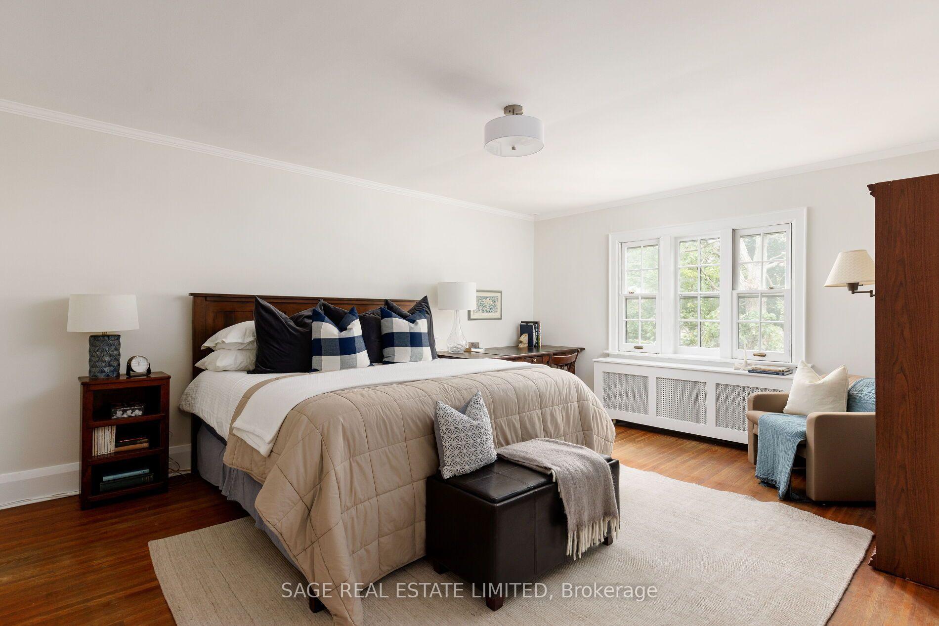 Photo 33 of 78 The Kingsway, Etobicoke, Kingsway South — HOMEH