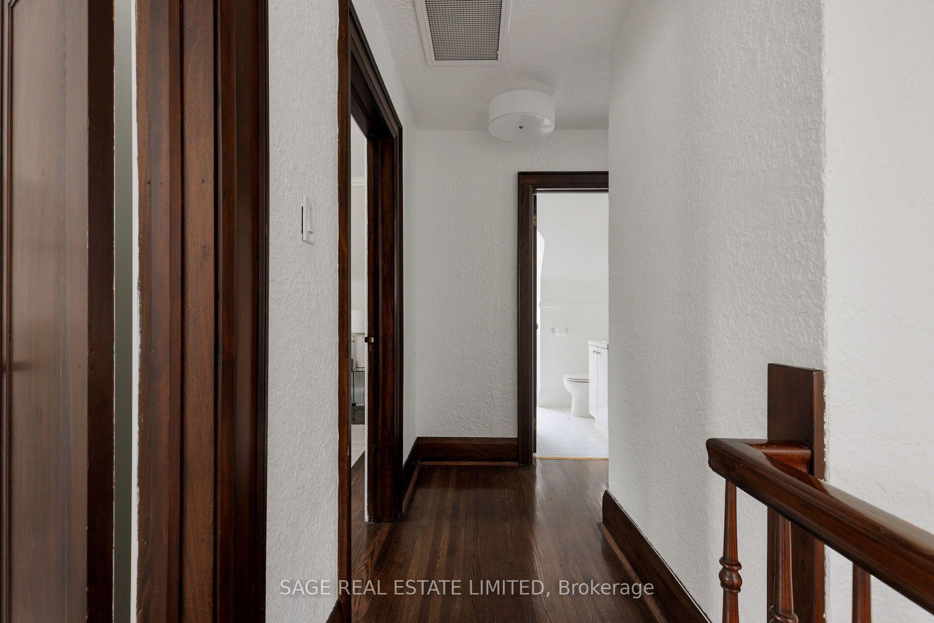 Photo 39 of 78 The Kingsway, Etobicoke, Kingsway South — HOMEH