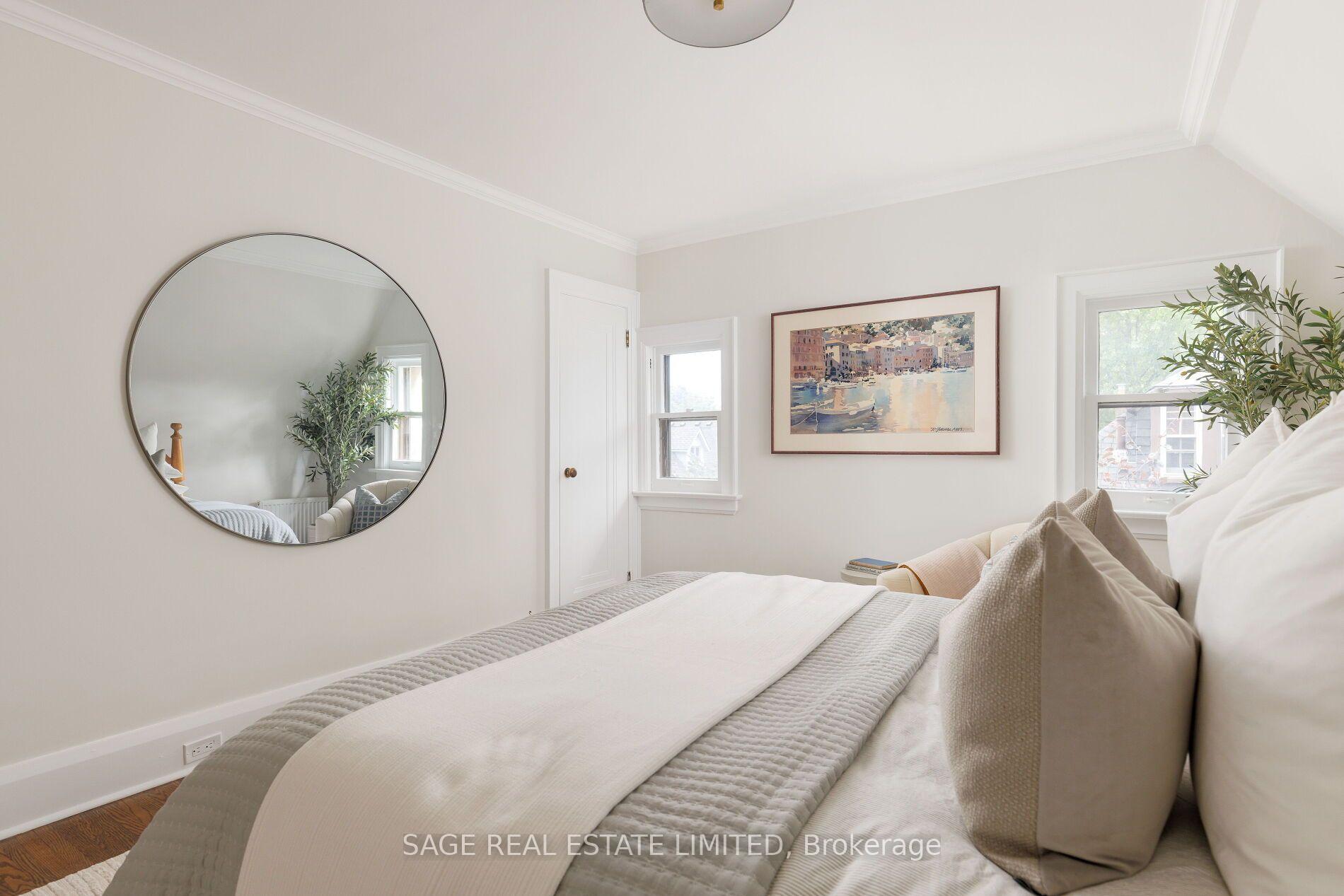 Photo 43 of 78 The Kingsway, Etobicoke, Kingsway South — HOMEH