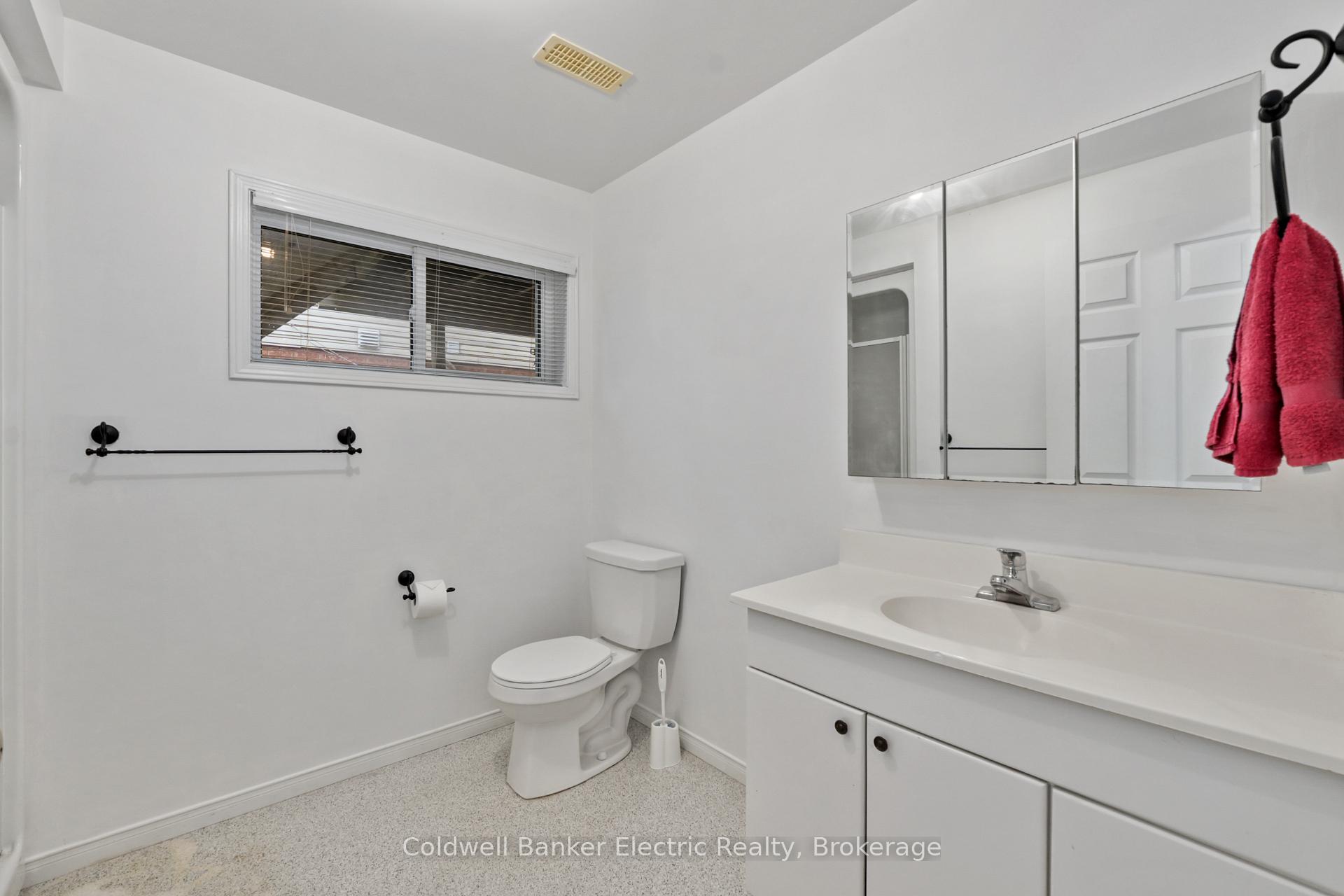 Photo 19 of 271 Dainton Drive, Peterborough, Ashburnham Ward 4 — HOMEH