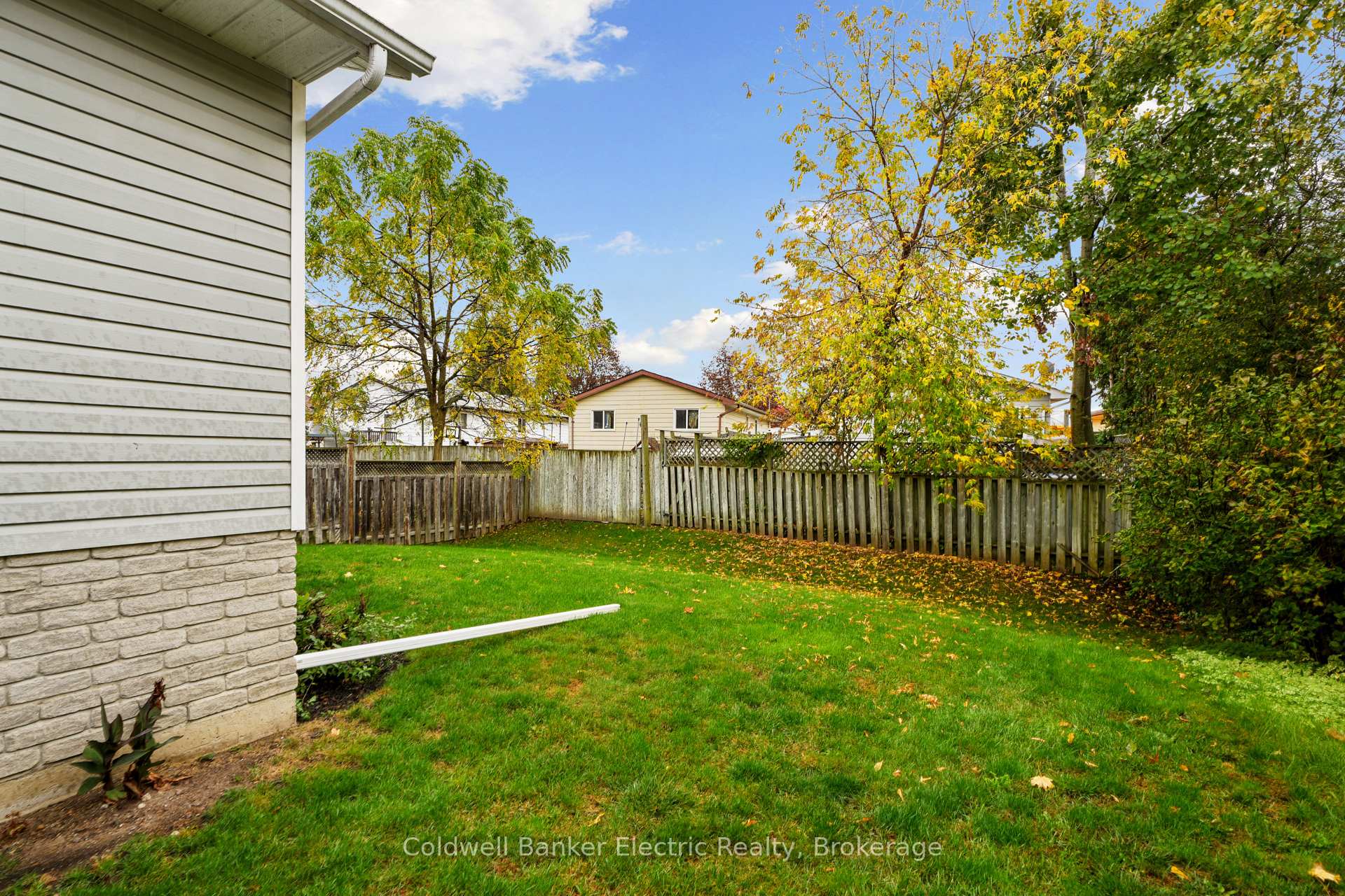Photo 22 of 271 Dainton Drive, Peterborough, Ashburnham Ward 4 — HOMEH