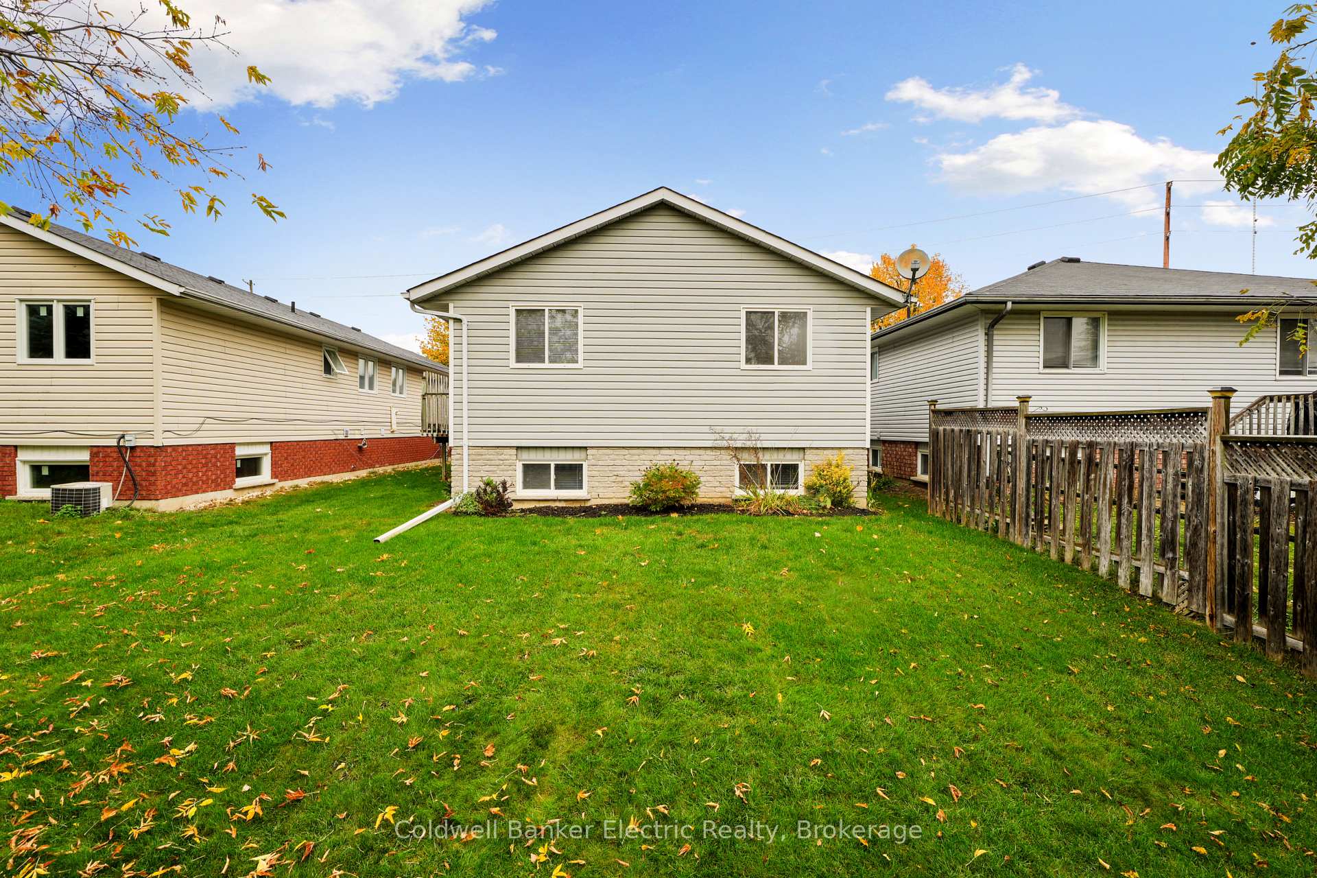 Photo 26 of 271 Dainton Drive, Peterborough, Ashburnham Ward 4 — HOMEH
