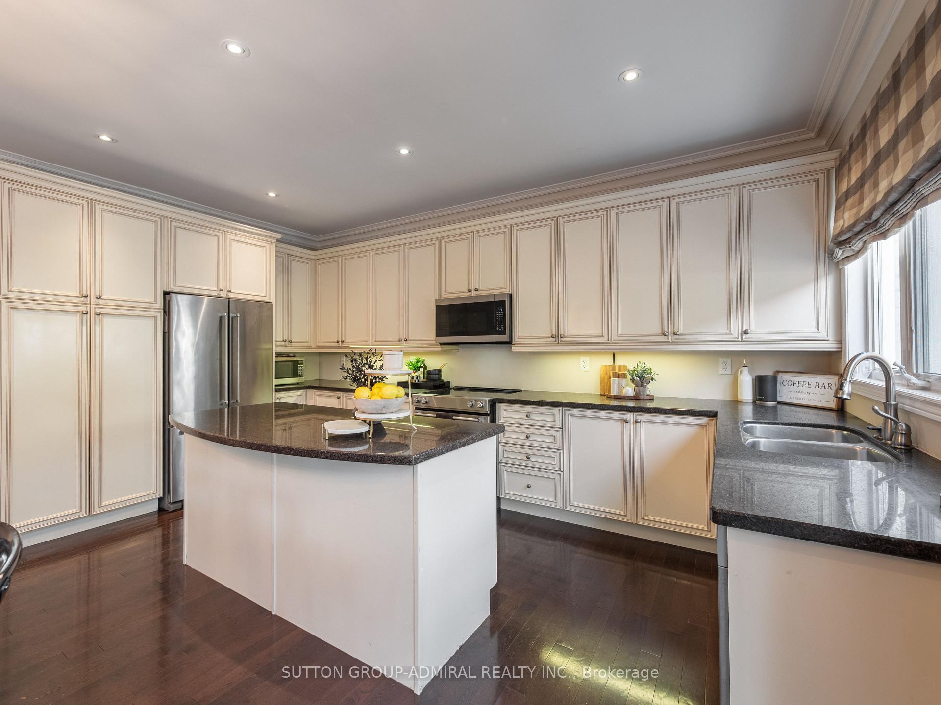 Photo 12 of 87 Rivington Avenue, Vaughan, Patterson — HOMEH