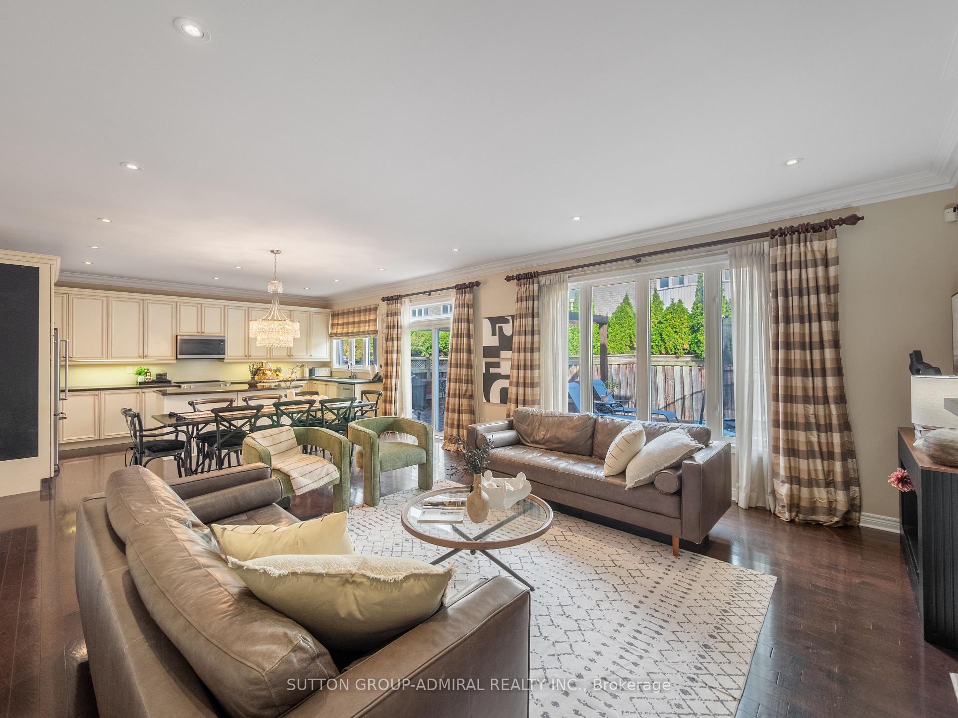 Photo 21 of 87 Rivington Avenue, Vaughan, Patterson — HOMEH