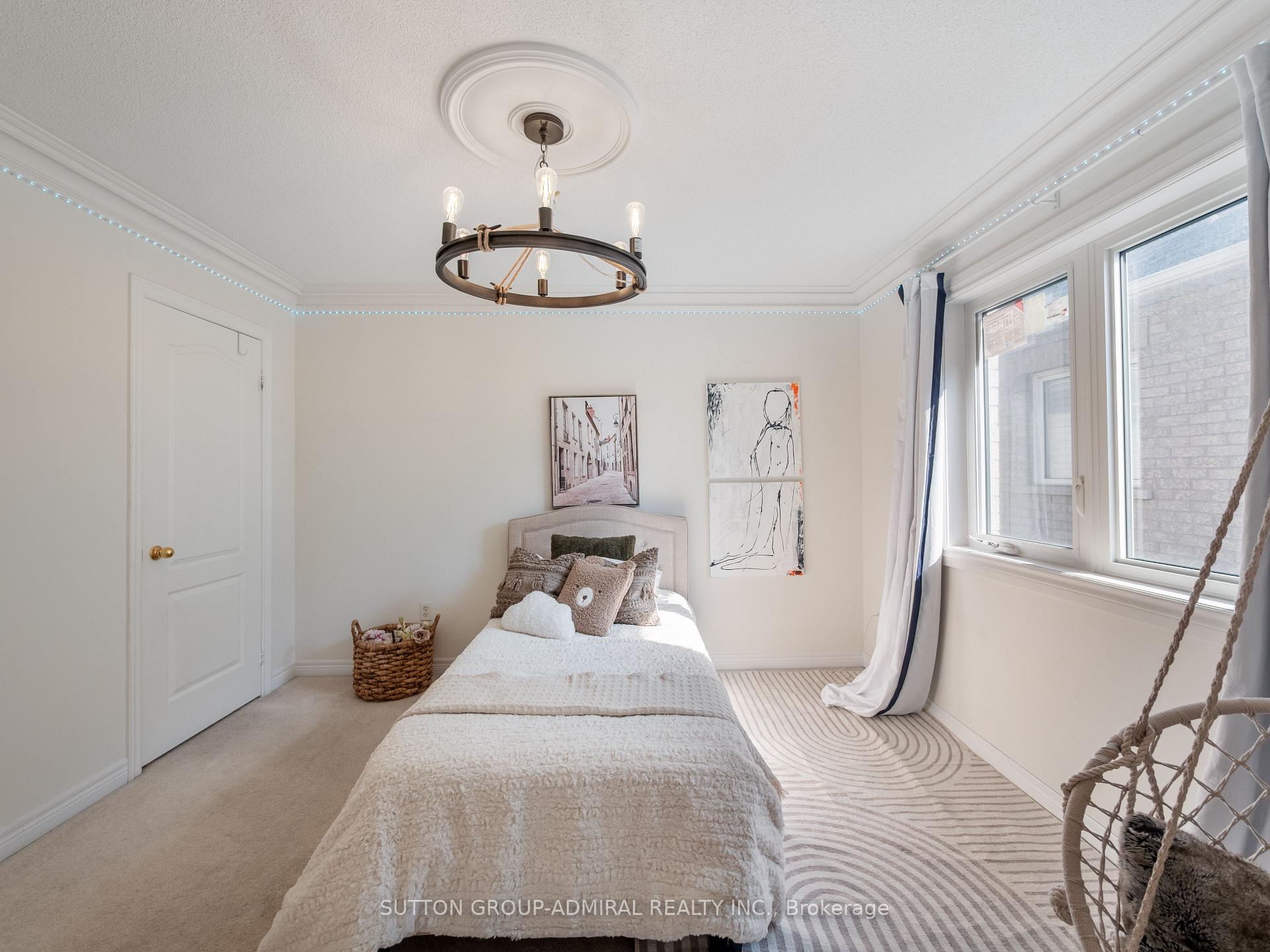 Photo 32 of 87 Rivington Avenue, Vaughan, Patterson — HOMEH