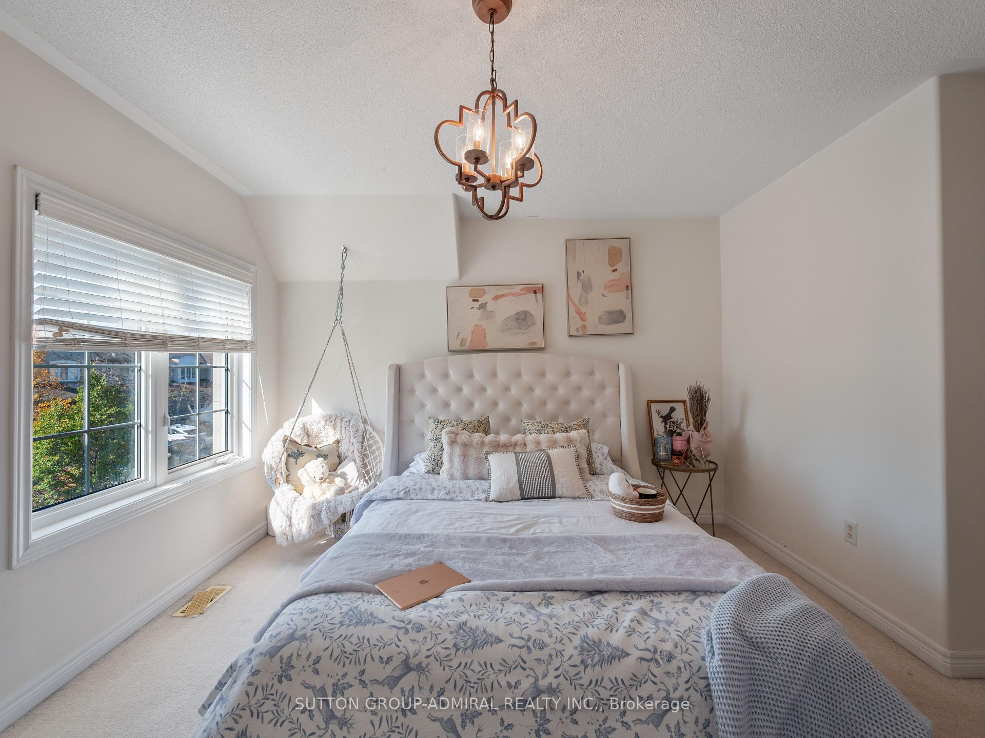 Photo 38 of 87 Rivington Avenue, Vaughan, Patterson — HOMEH