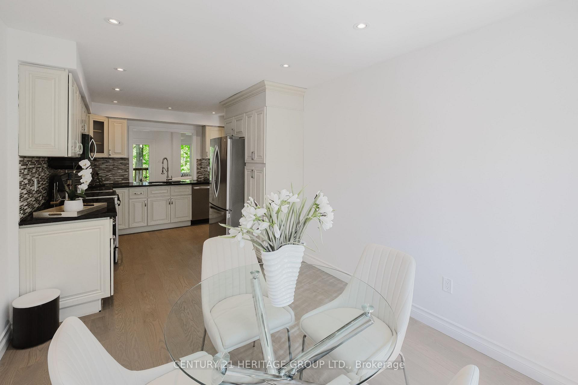 Photo 6 of Unit 35, 80 McCallum Drive, Richmond Hill, North Richvale — HOMEH