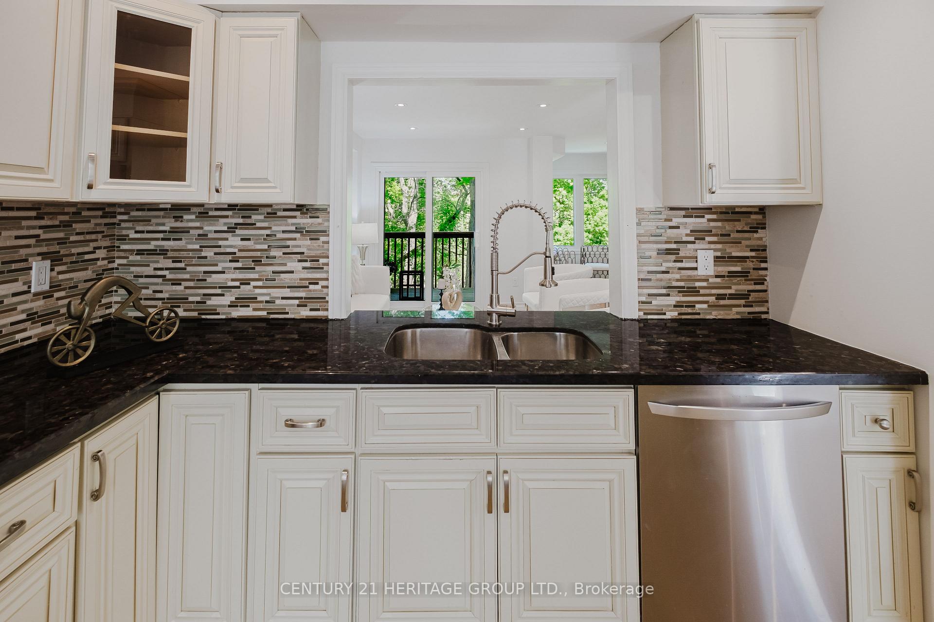 Photo 13 of Unit 35, 80 McCallum Drive, Richmond Hill, North Richvale — HOMEH