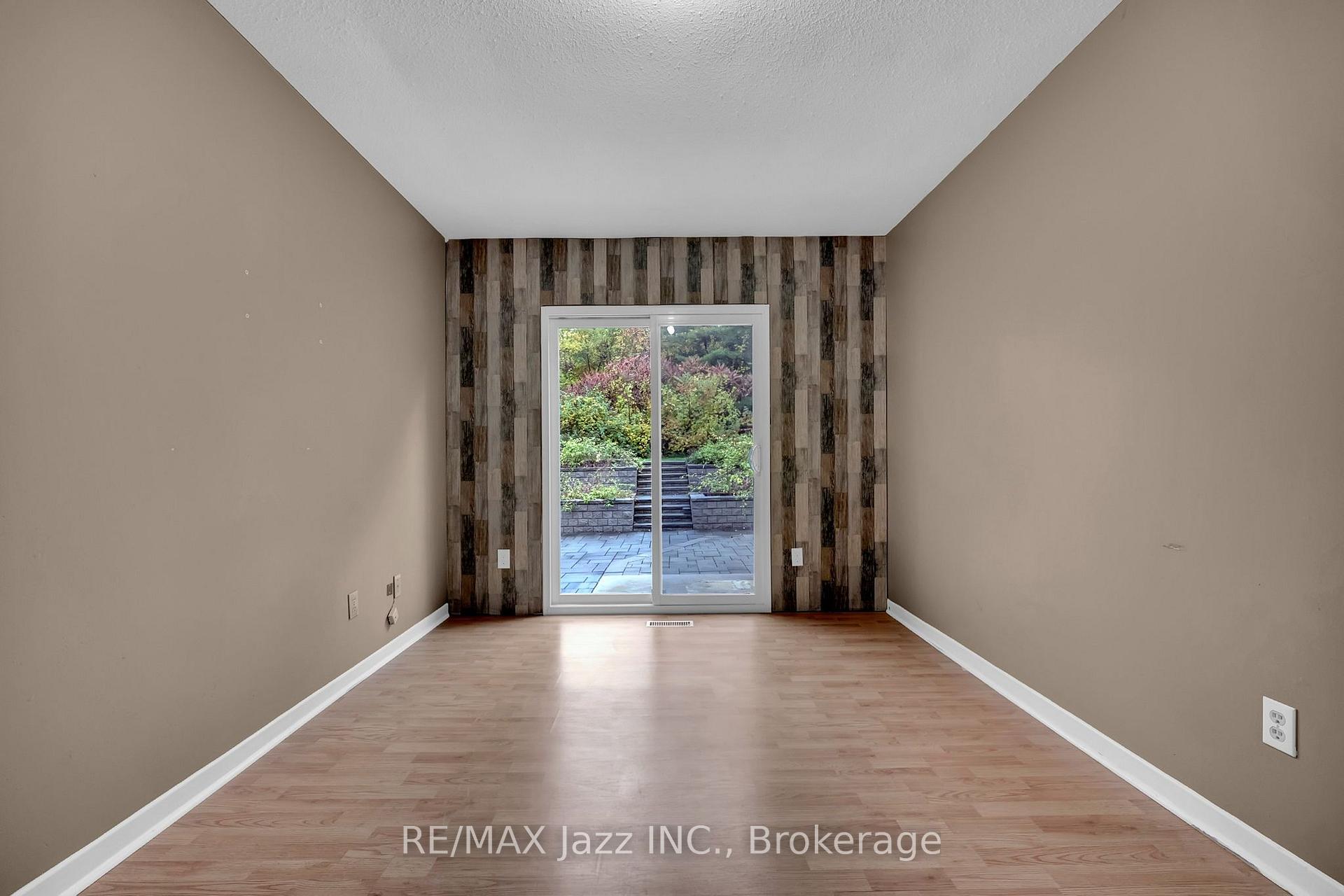Photo 18 of 292 Limerick Street, Oshawa, Vanier — HOMEH
