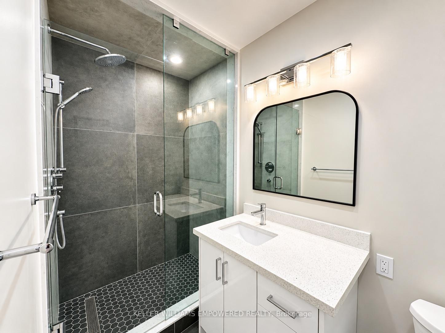 Photo 8 of 202 Stather Crescent, Markham, Milliken Mills East — HOMEH