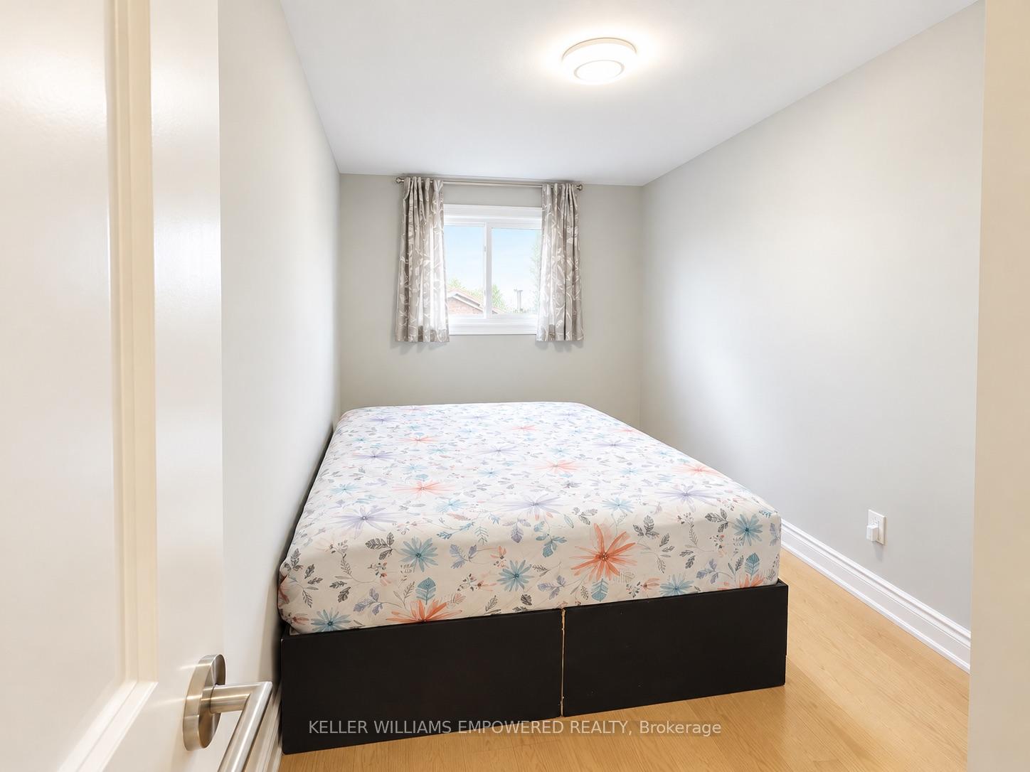 Photo 13 of 202 Stather Crescent, Markham, Milliken Mills East — HOMEH