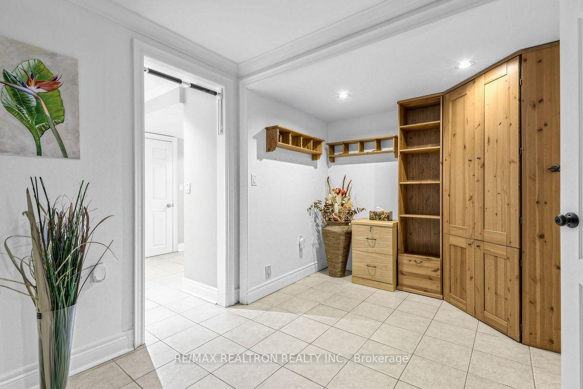 Photo 25 of 25 Massingham Road, Etobicoke, Eringate-Centennial-West Deane — HOMEH