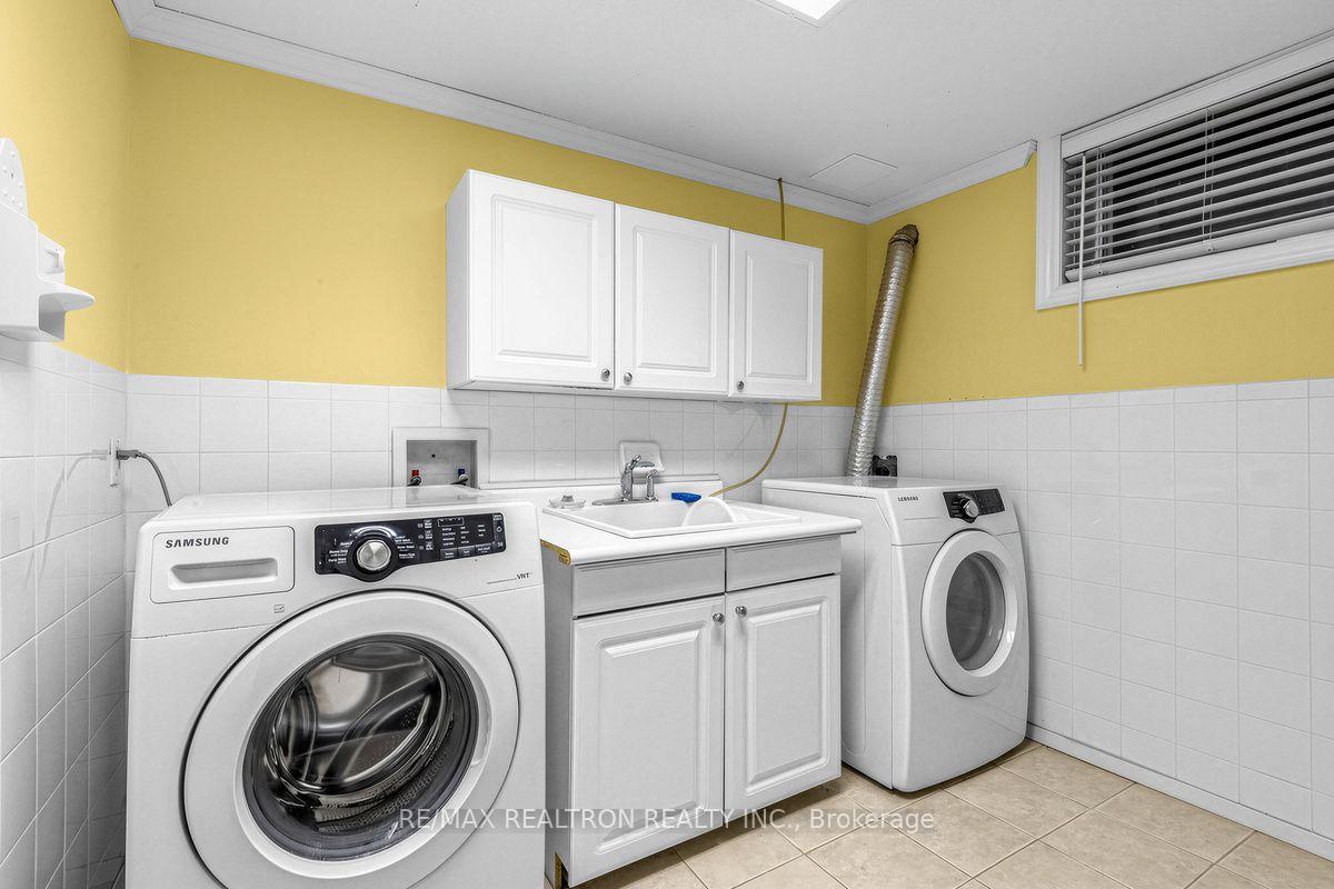 Photo 29 of 25 Massingham Road, Etobicoke, Eringate-Centennial-West Deane — HOMEH