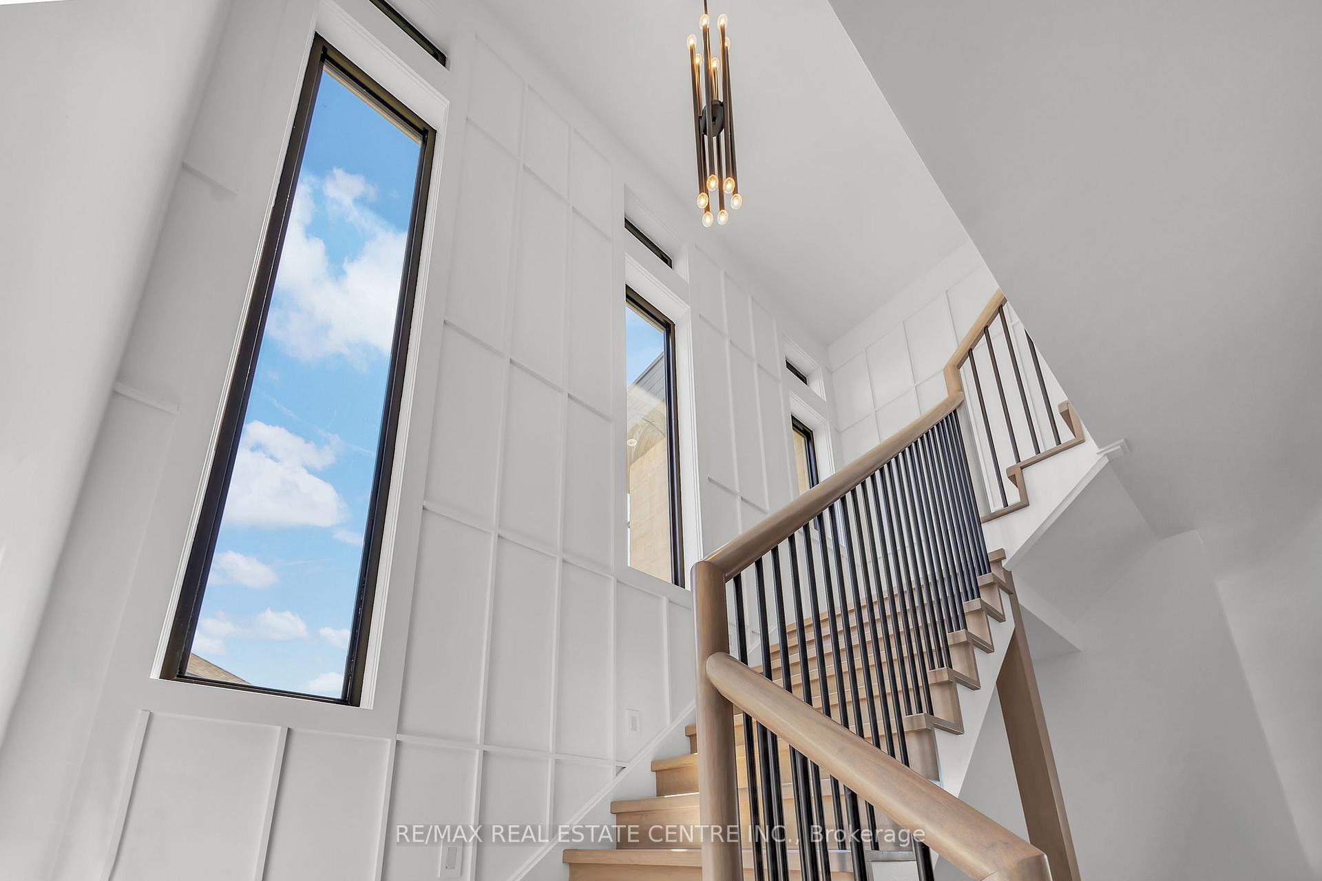 Photo 23 of 920 Thomas Pedder Court, Kitchener, Doon South — HOMEH