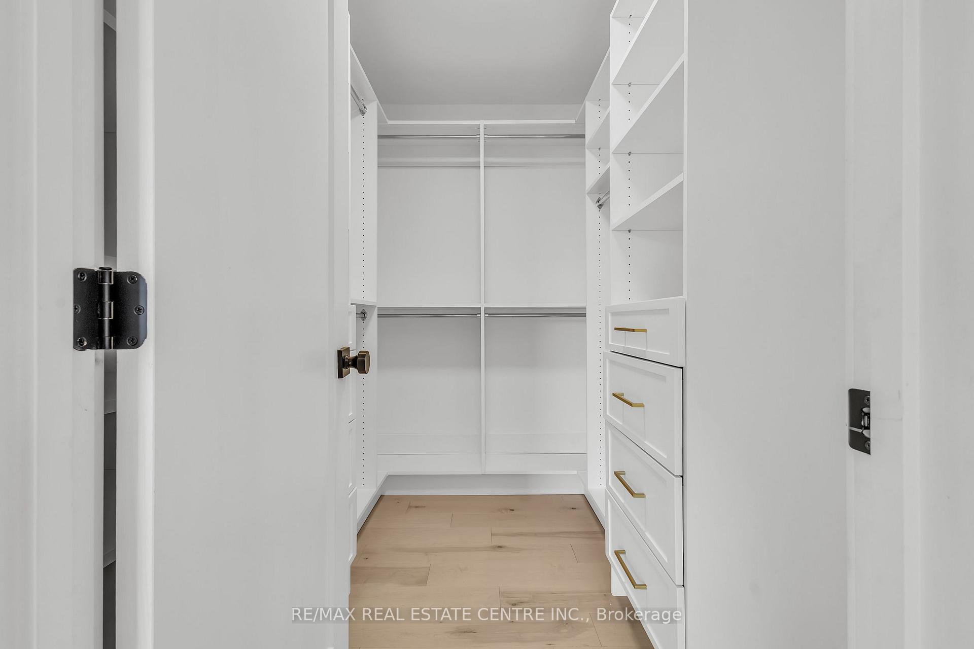 Photo 33 of 920 Thomas Pedder Court, Kitchener, Doon South — HOMEH