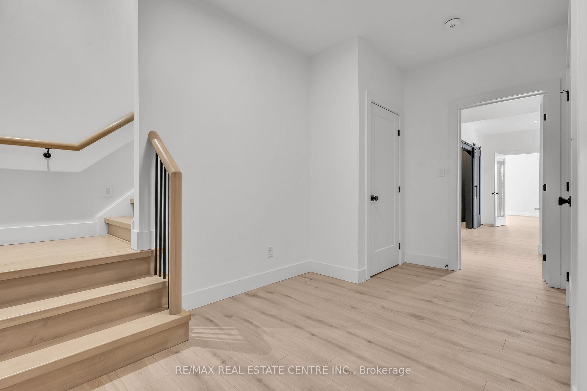 Photo 38 of 920 Thomas Pedder Court, Kitchener, Doon South — HOMEH
