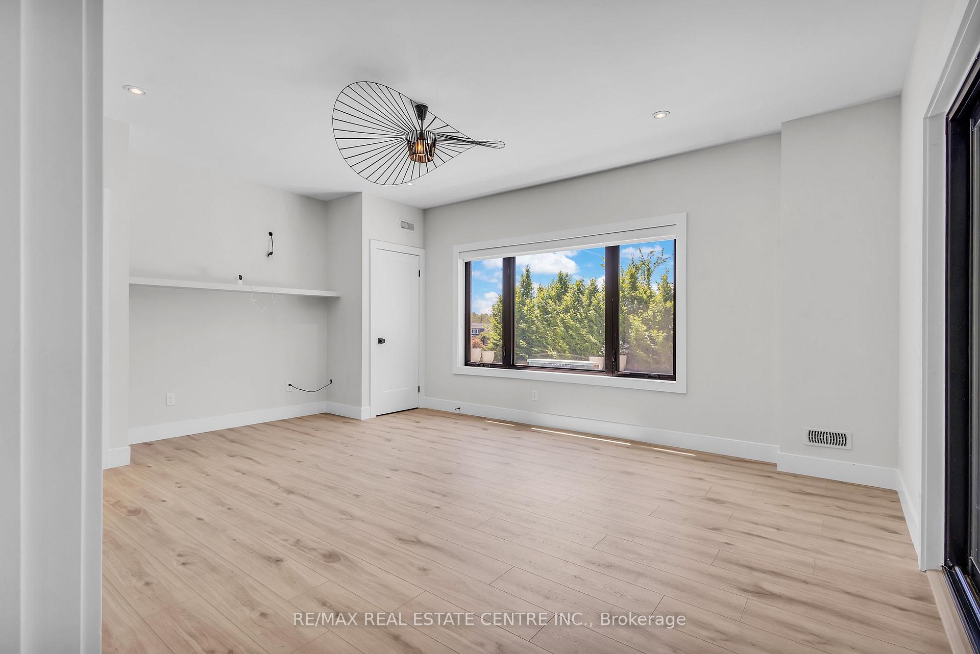 Photo 43 of 920 Thomas Pedder Court, Kitchener, Doon South — HOMEH