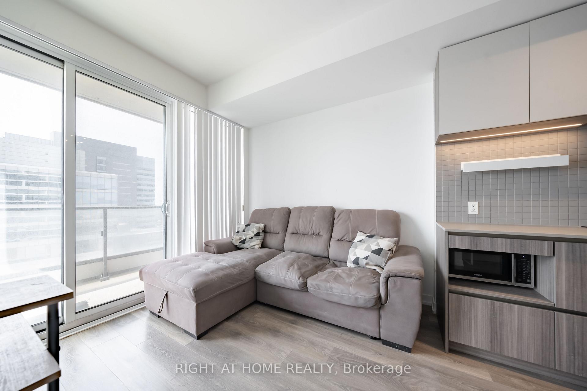 Photo 20 of Unit 1005, 5 Buttermill Avenue, Vaughan, Vaughan Corporate Centre — HOMEH