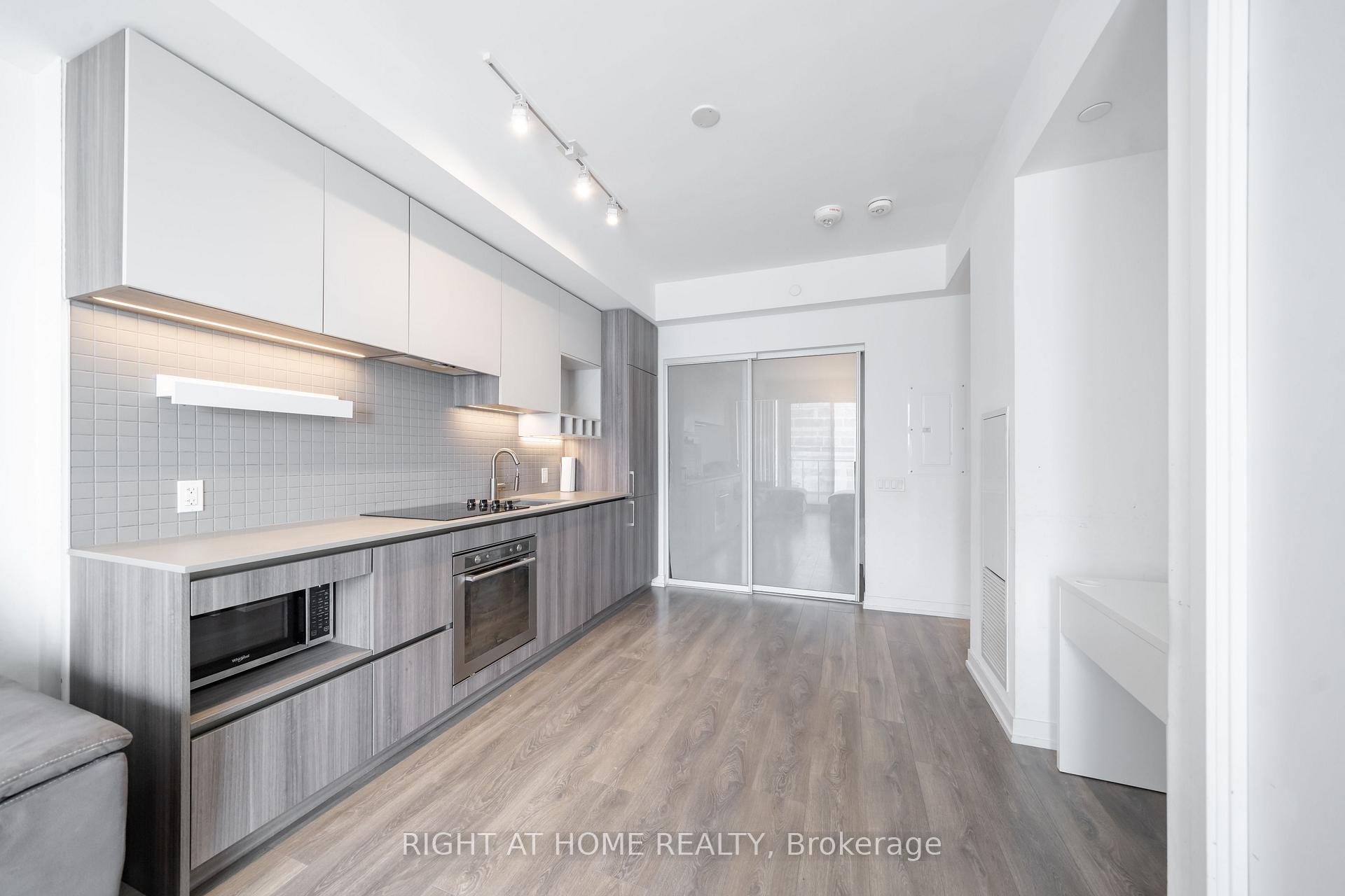 Photo 27 of Unit 1005, 5 Buttermill Avenue, Vaughan, Vaughan Corporate Centre — HOMEH