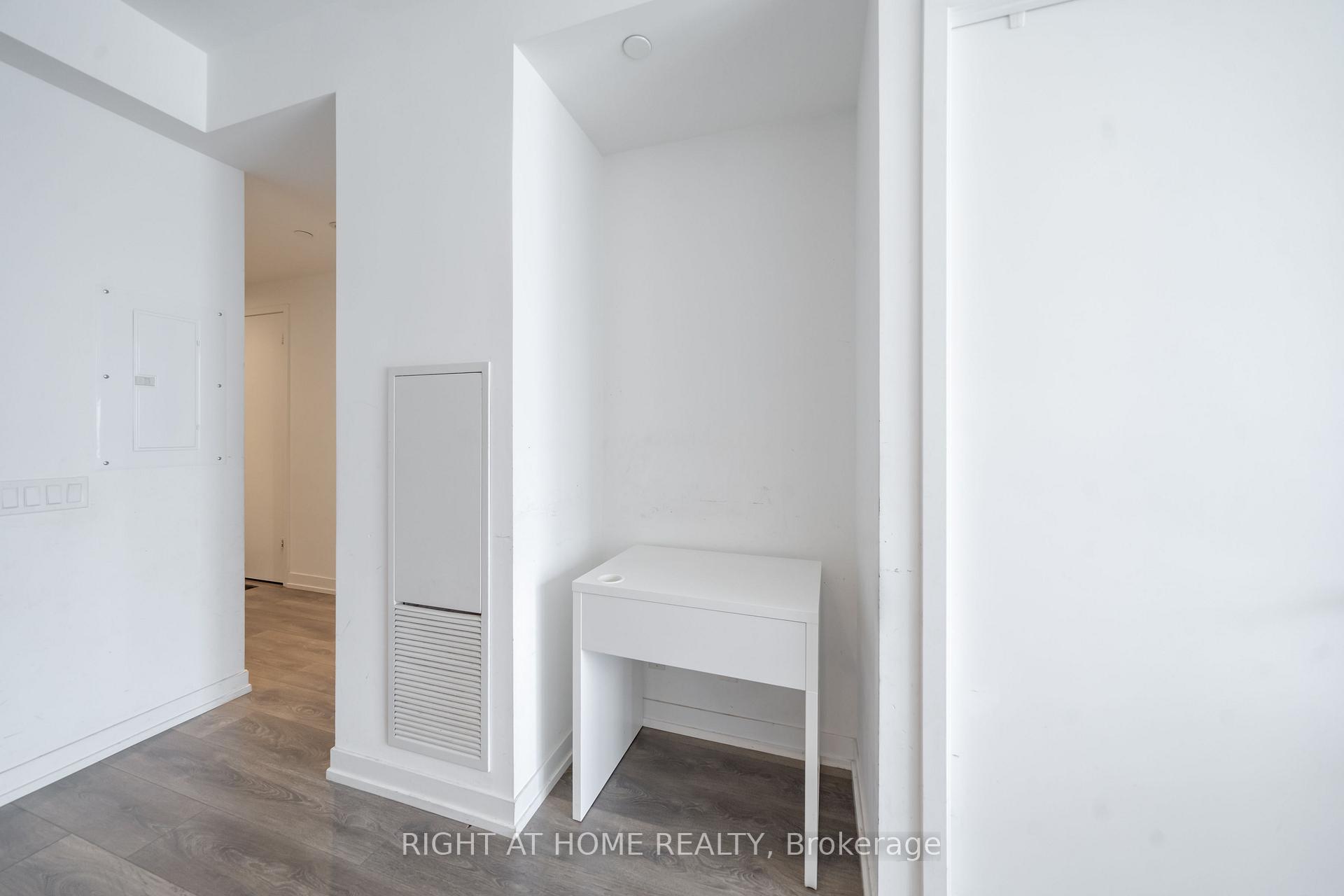 Photo 29 of Unit 1005, 5 Buttermill Avenue, Vaughan, Vaughan Corporate Centre — HOMEH