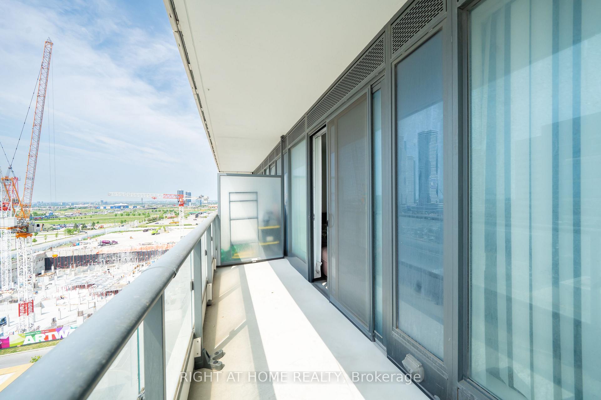 Photo 33 of Unit 1005, 5 Buttermill Avenue, Vaughan, Vaughan Corporate Centre — HOMEH